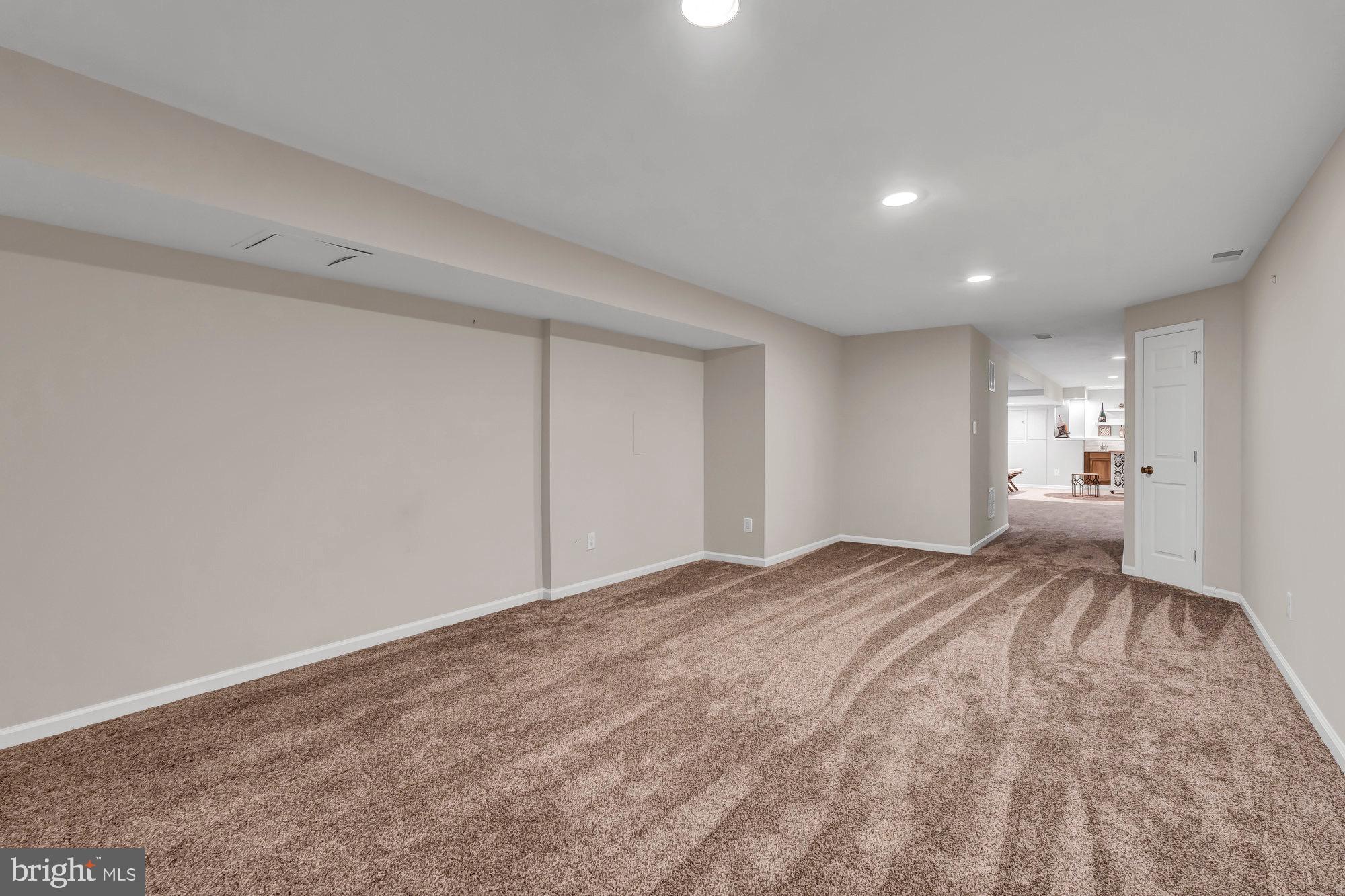 WESTPORT - Residential