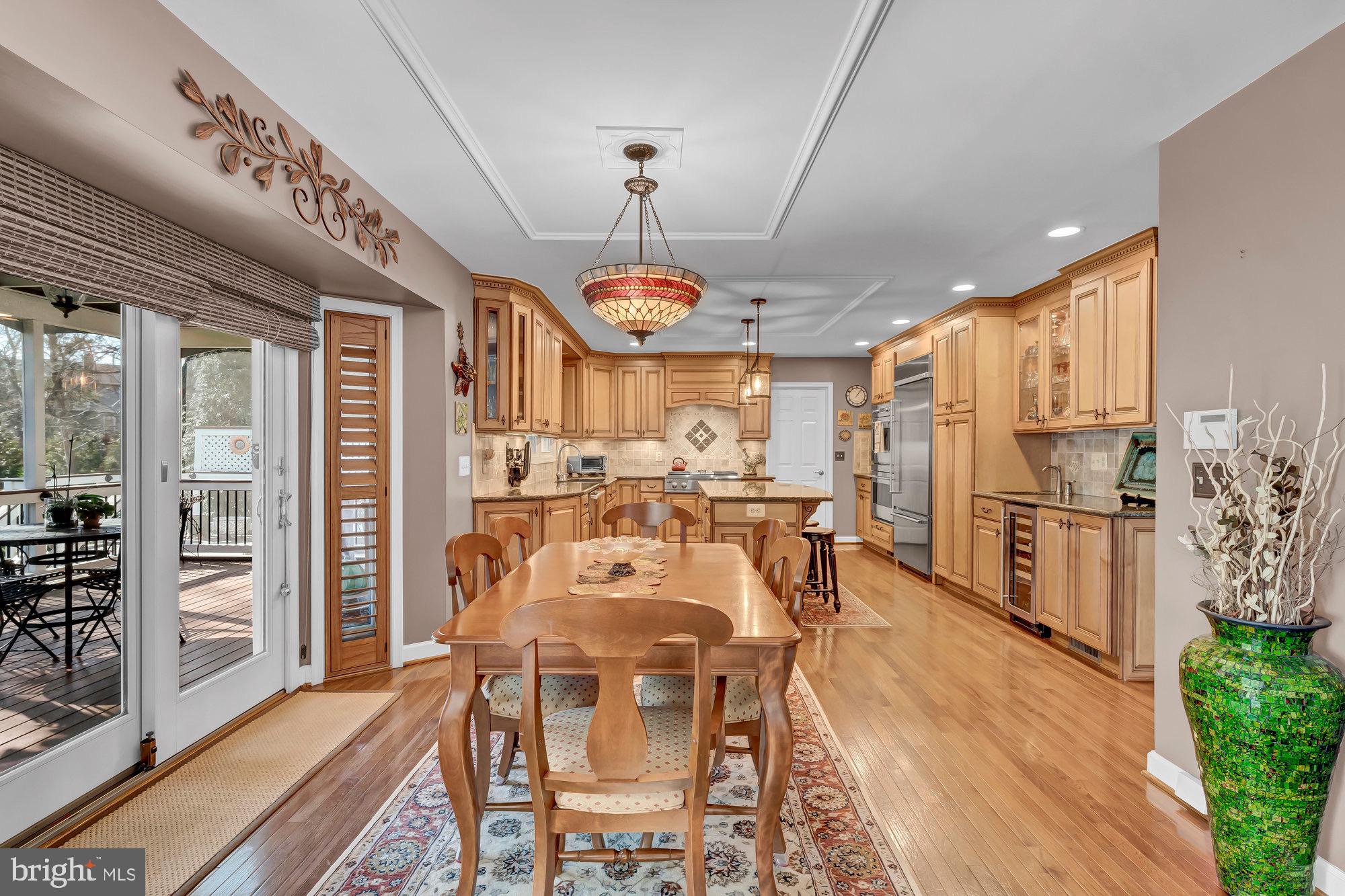 WESTPORT - Residential