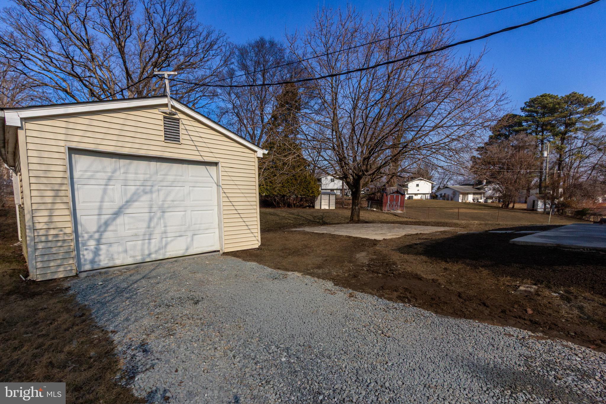 BELLE FARM ESTATES - Residential