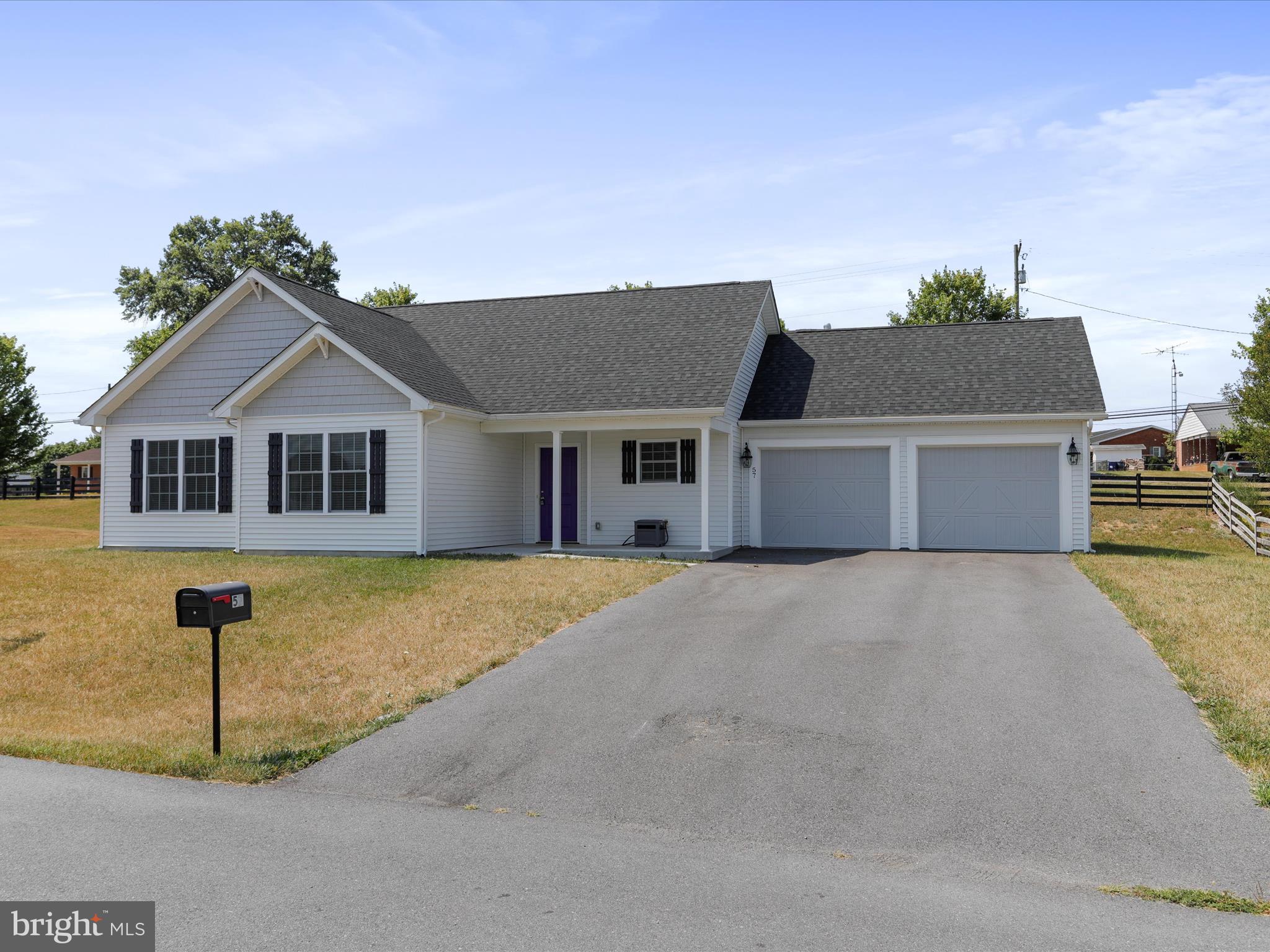 BRIDLE CREEK - Residential