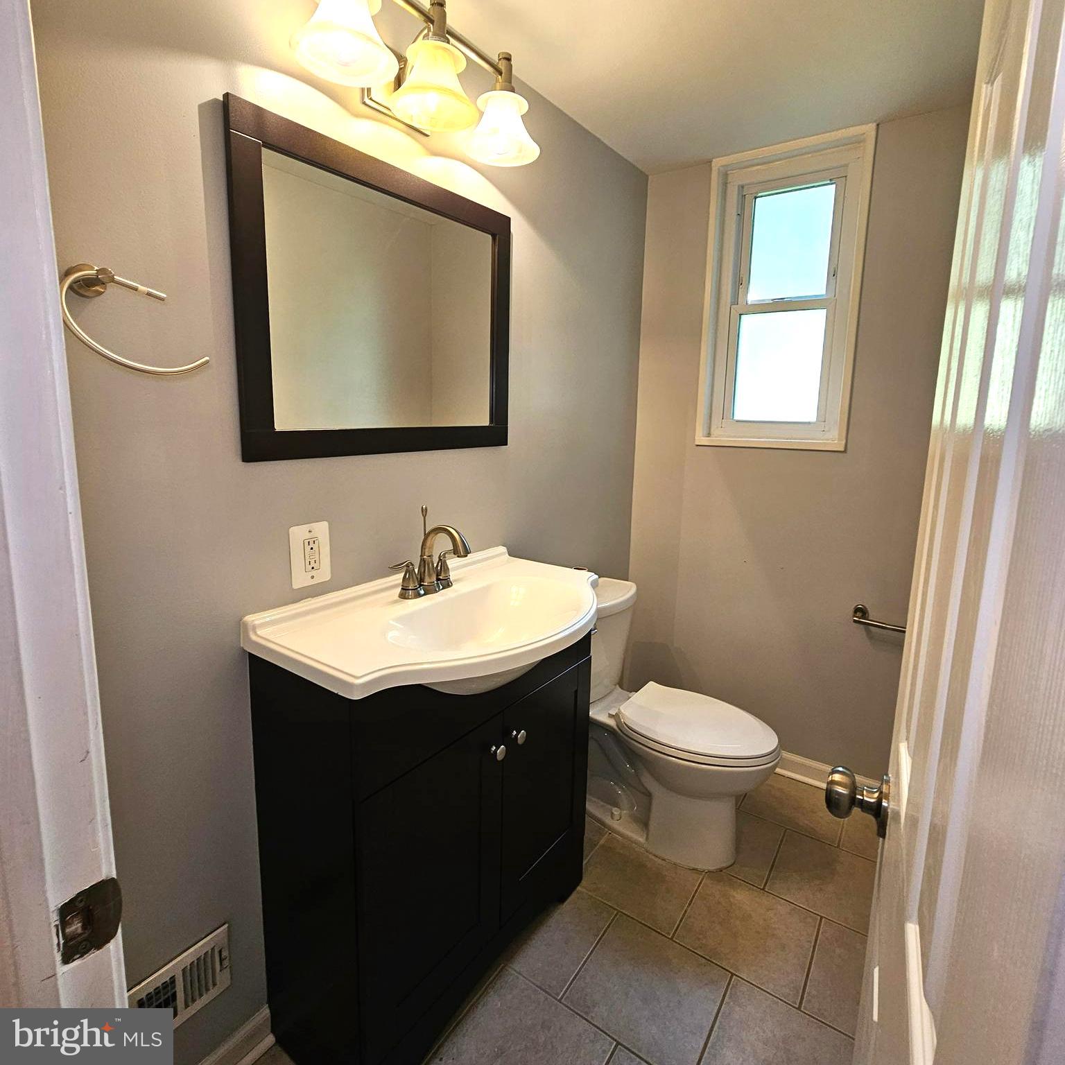 DUKE GARDENS - Residential Lease