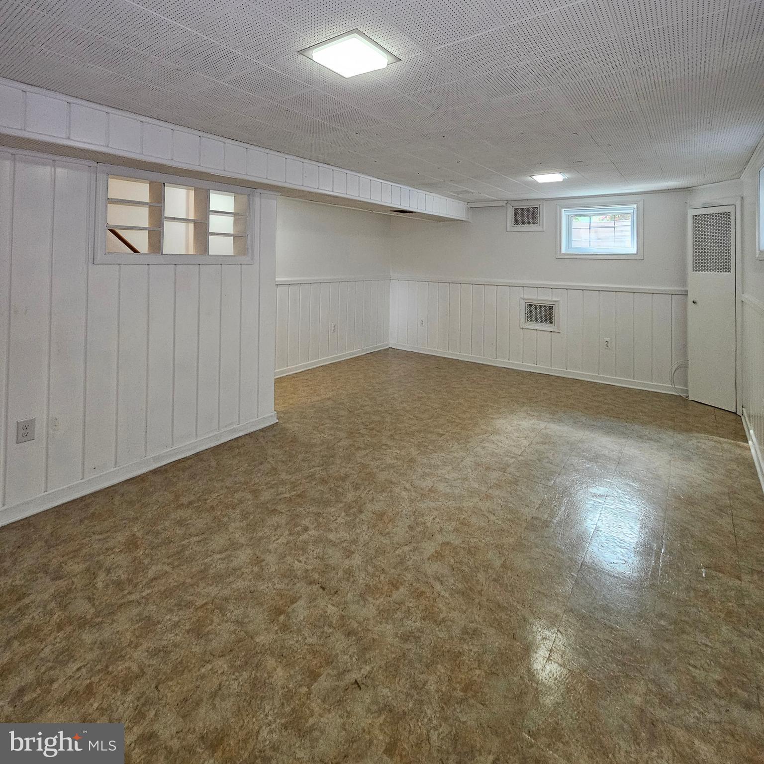 DUKE GARDENS - Residential Lease