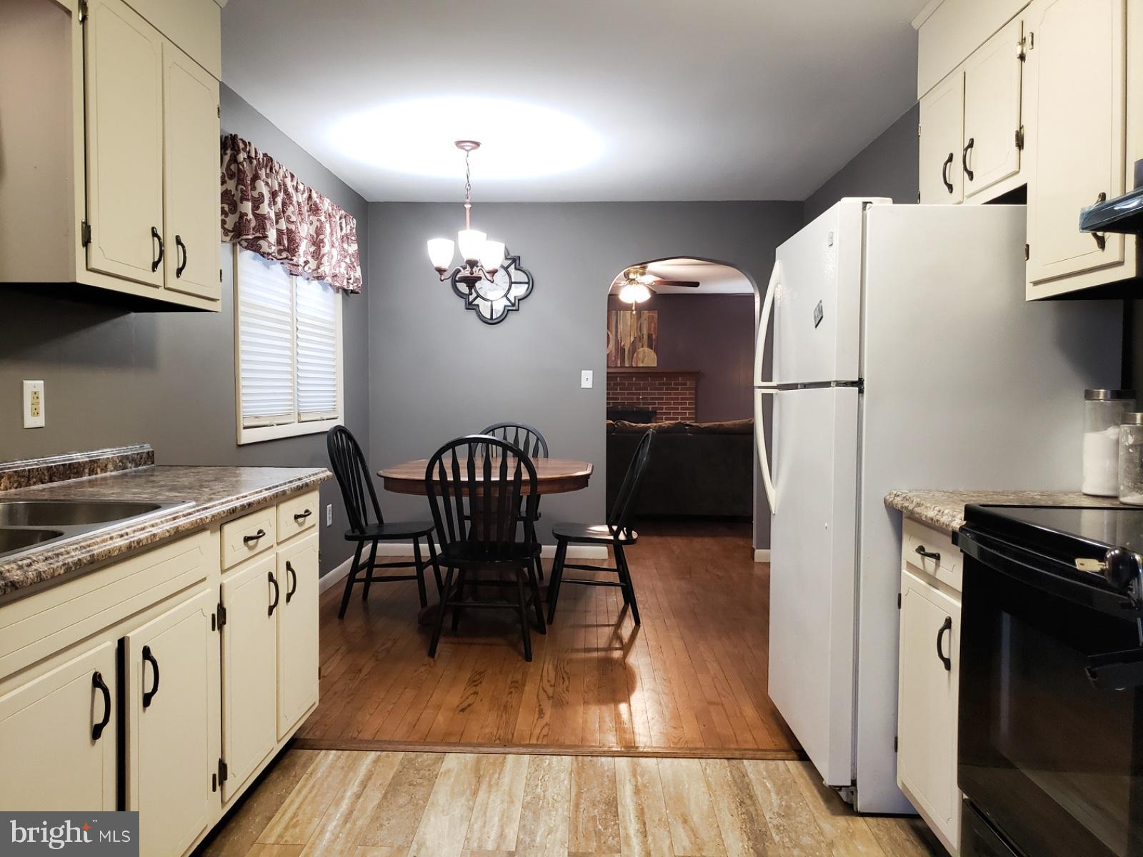 MONTGOMERY TWP - Residential