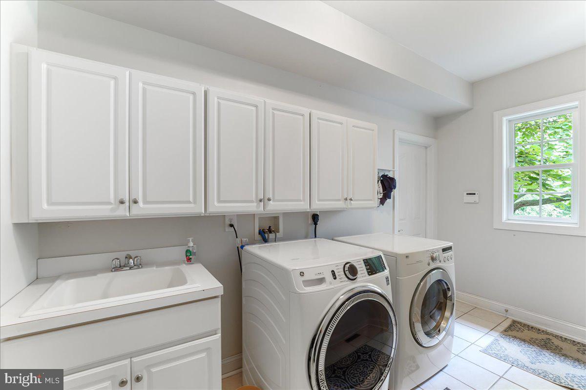 HADLEYS MILL - Residential