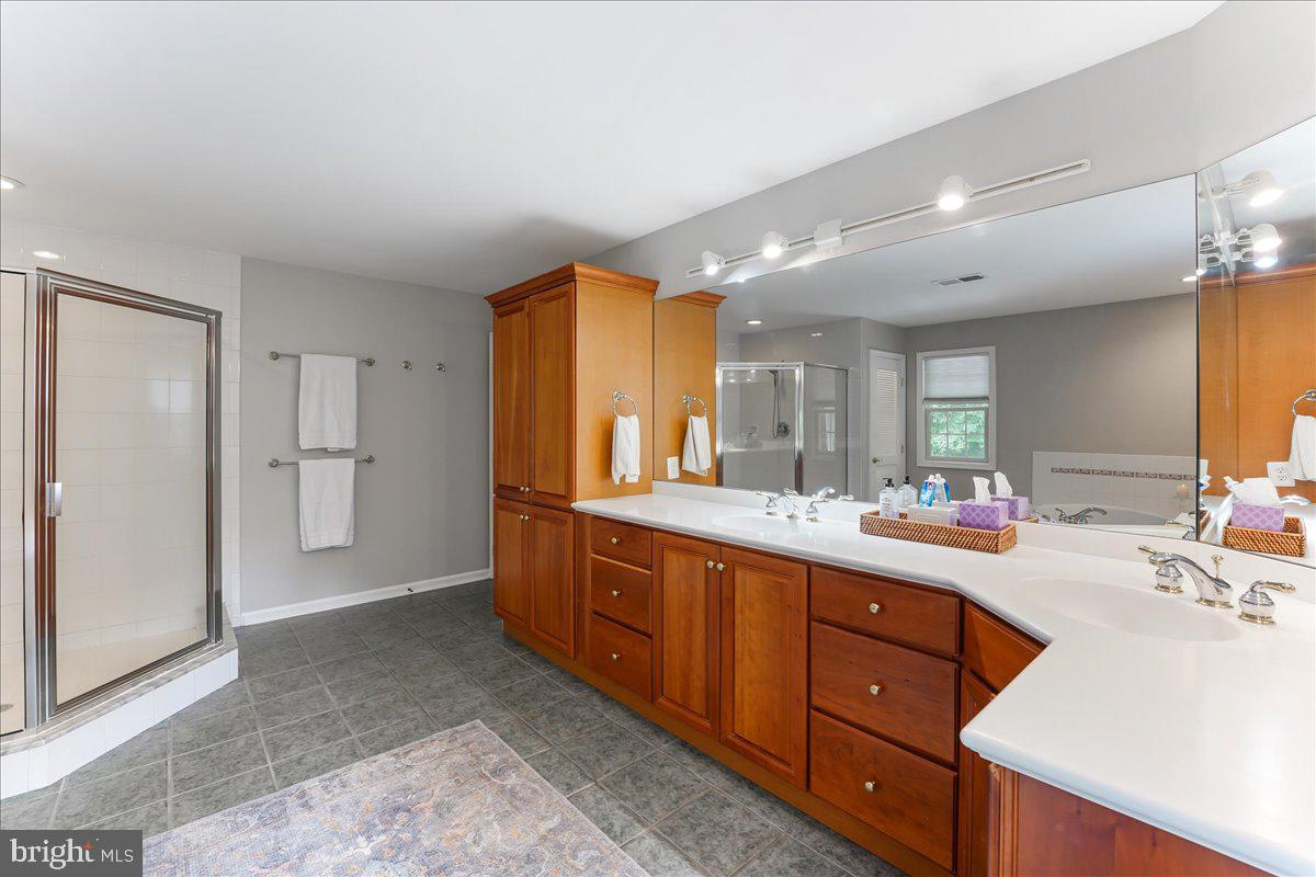 HADLEYS MILL - Residential