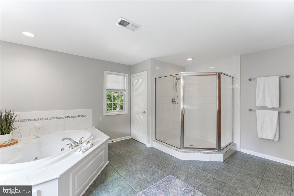 HADLEYS MILL - Residential