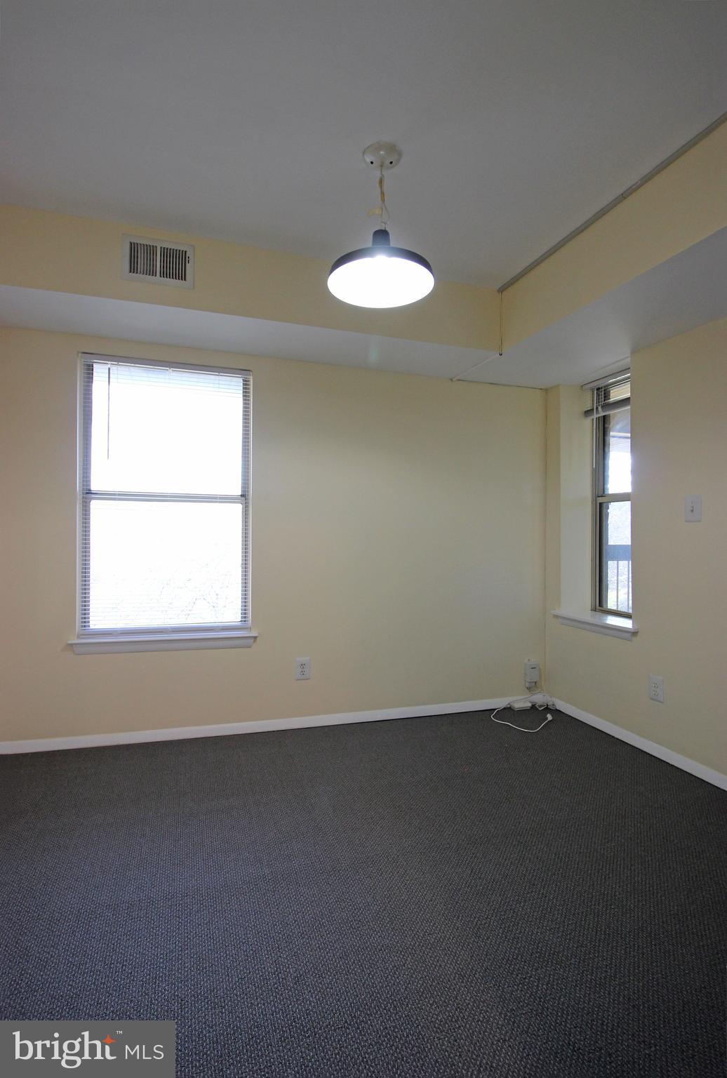 WILLOW WOOD - Residential Lease