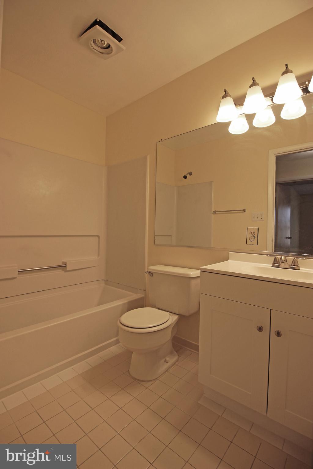 WILLOW WOOD - Residential Lease