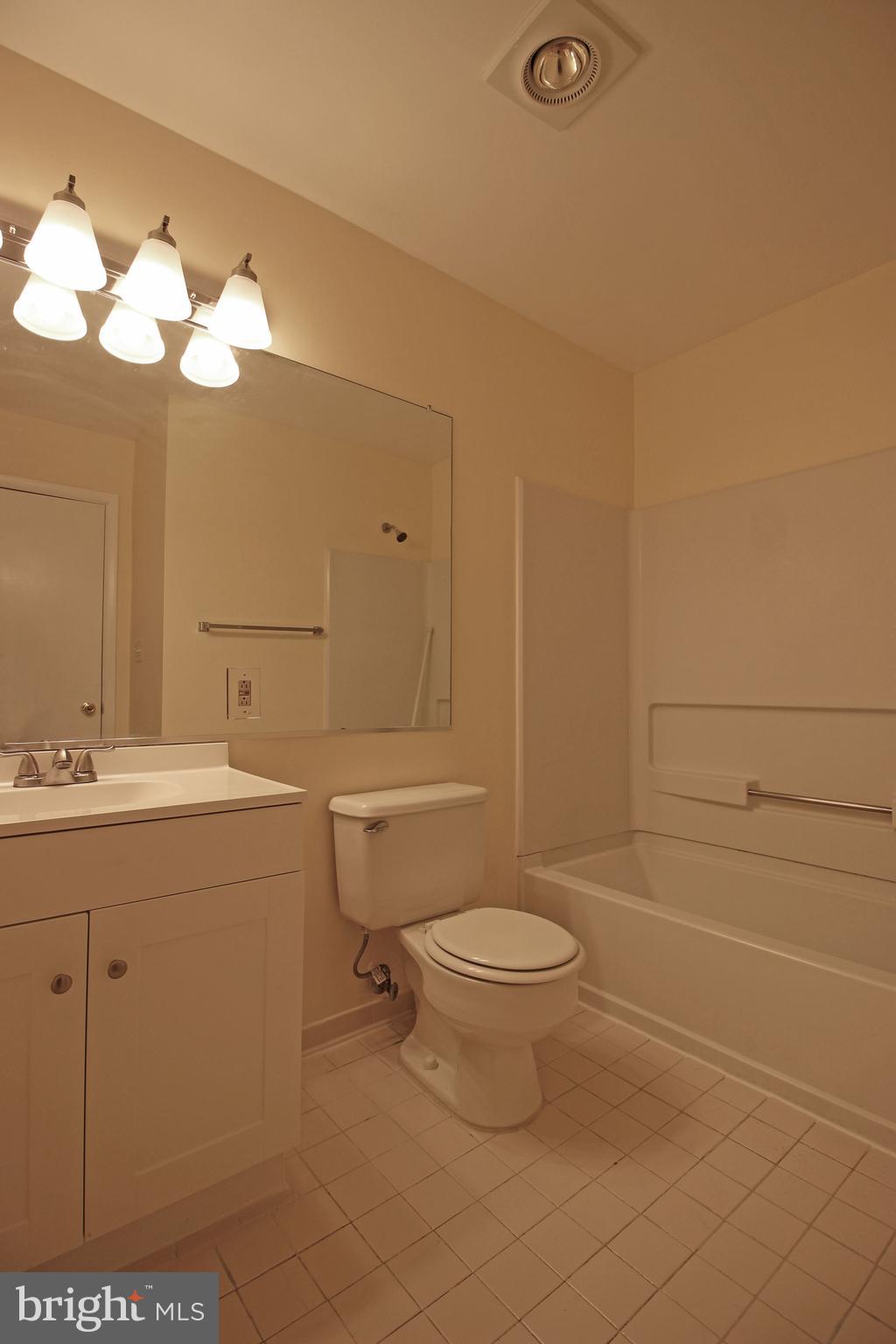 WILLOW WOOD - Residential Lease