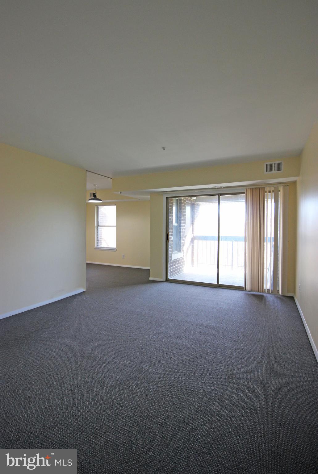 WILLOW WOOD - Residential Lease