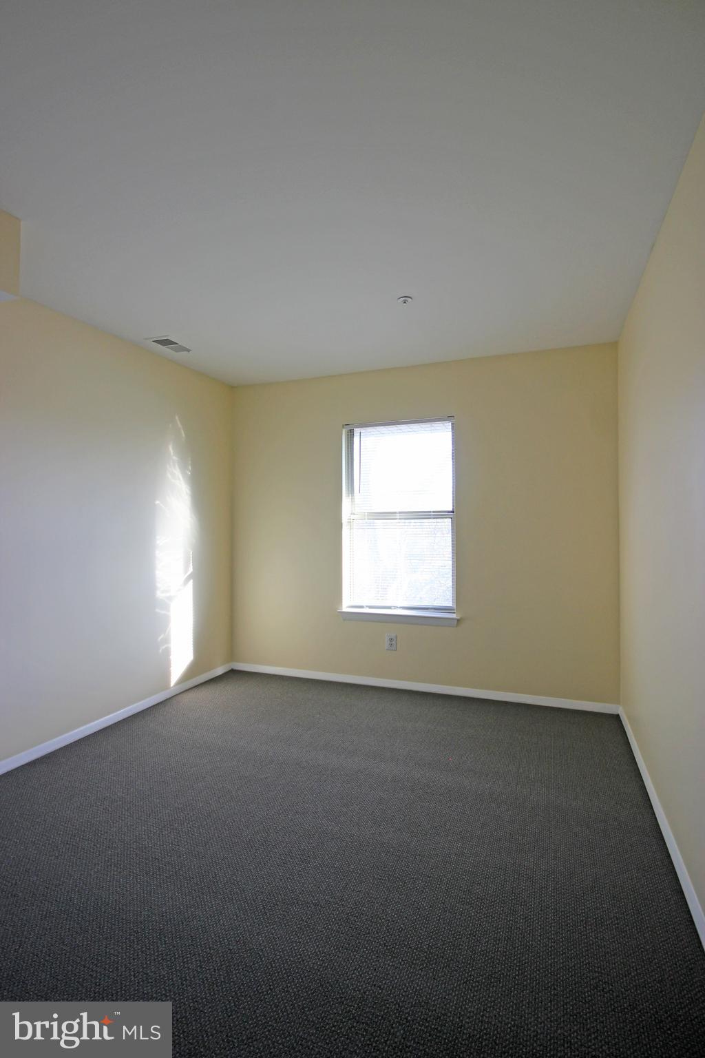 WILLOW WOOD - Residential Lease