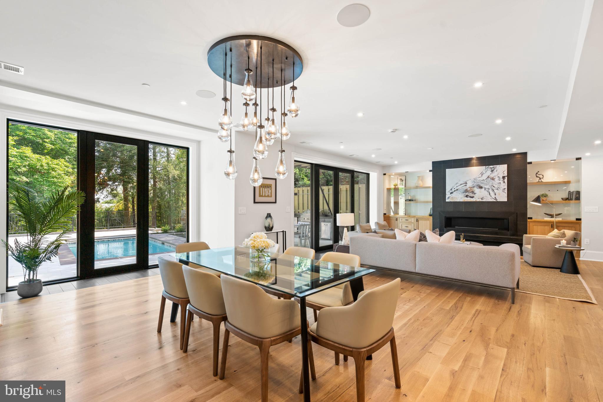 GEORGETOWN - Residential