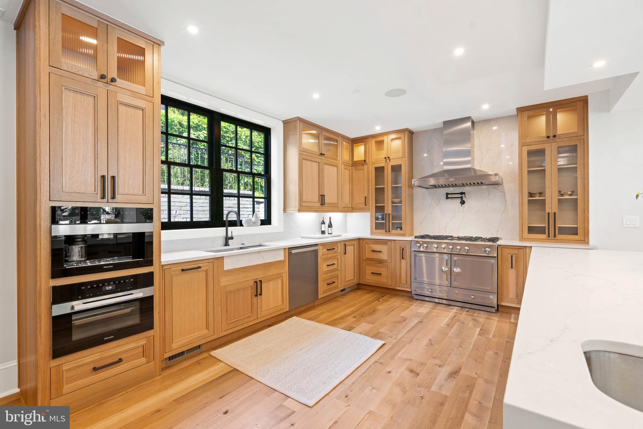 GEORGETOWN - Residential