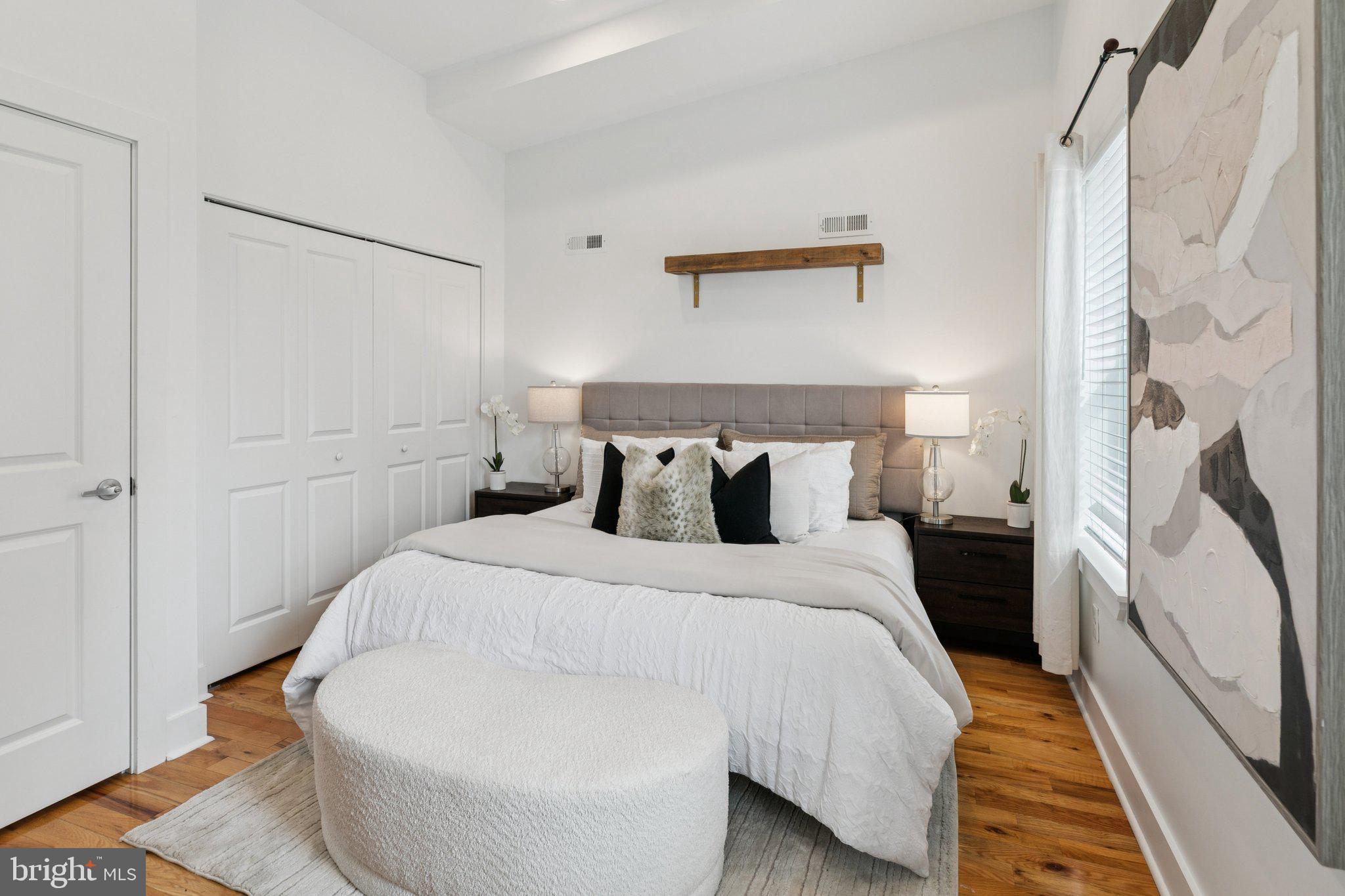 POINT BREEZE - Residential