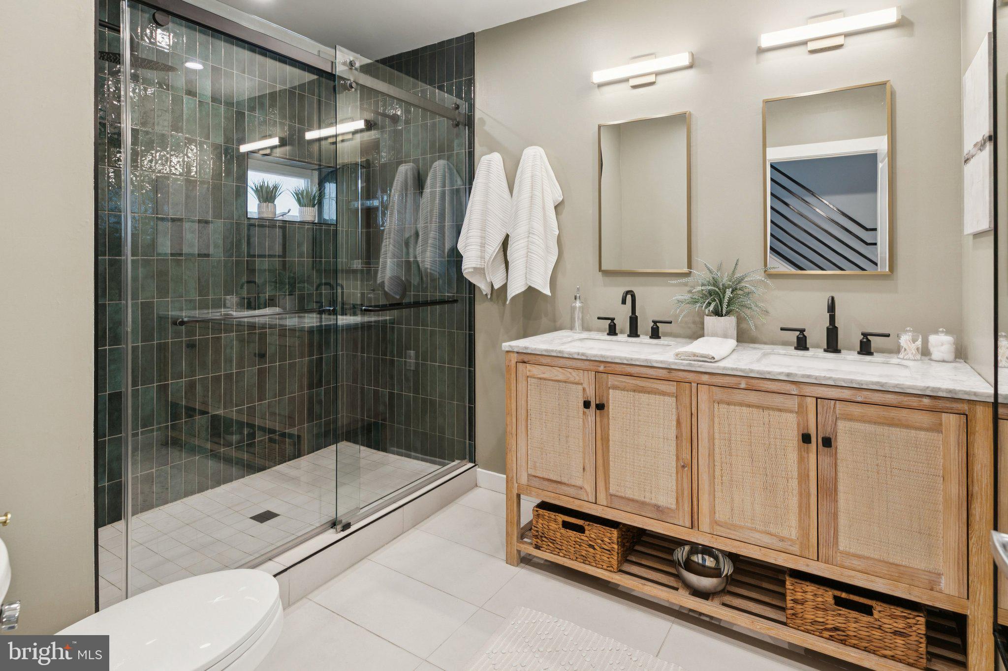 POINT BREEZE - Residential