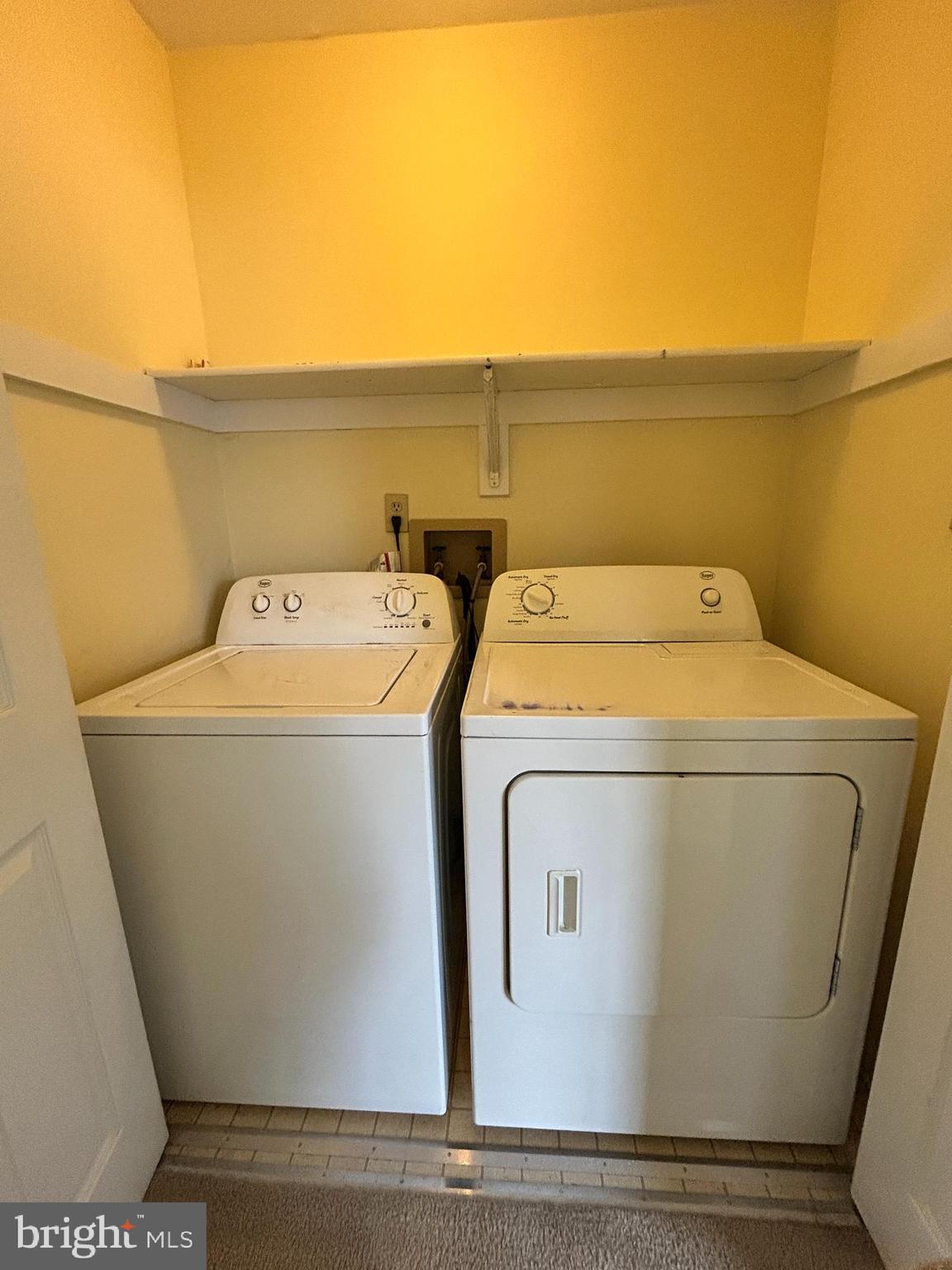 RIVERSIDE MEADOWS - Residential Lease