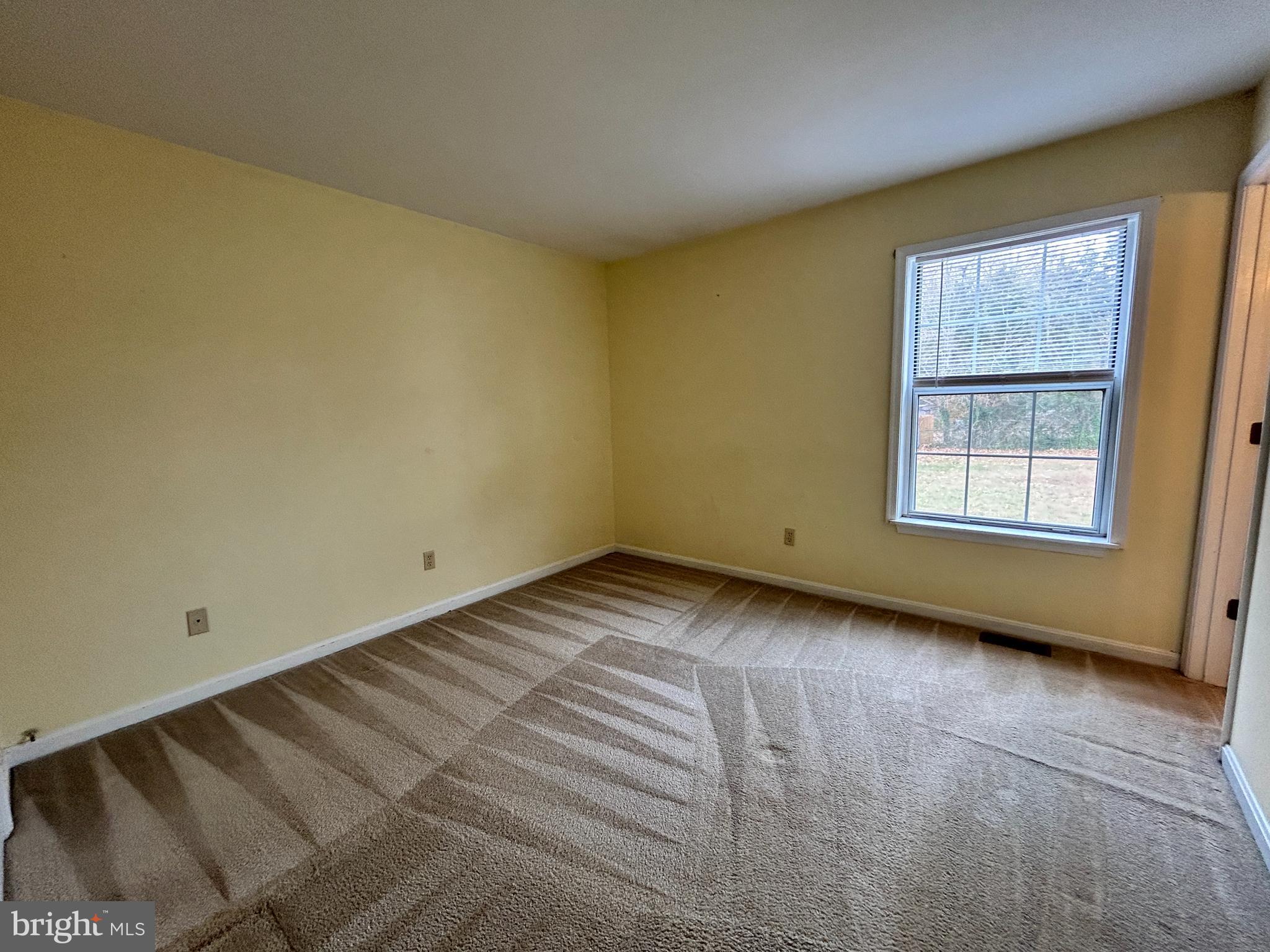 RIVERSIDE MEADOWS - Residential Lease