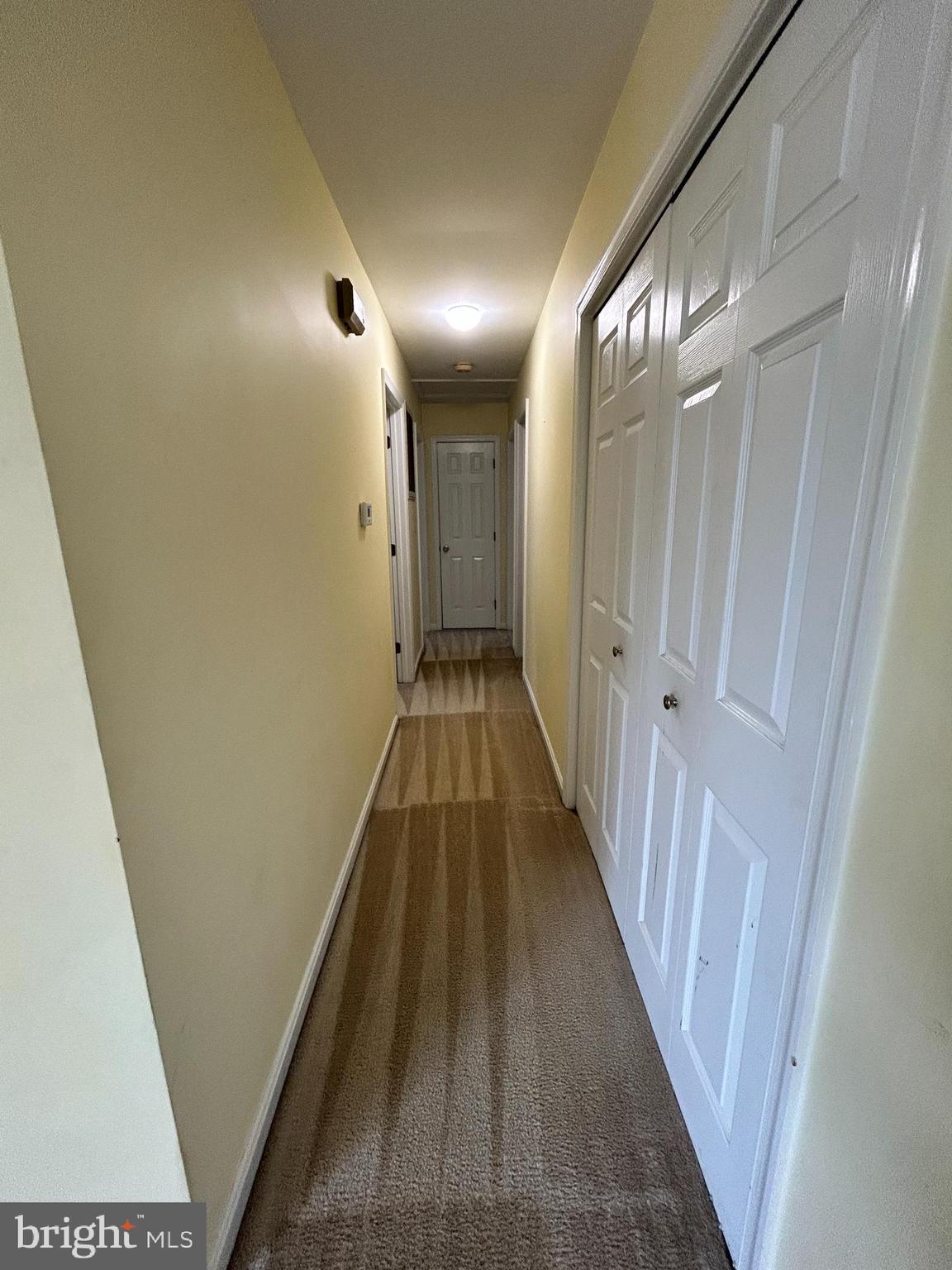 RIVERSIDE MEADOWS - Residential Lease