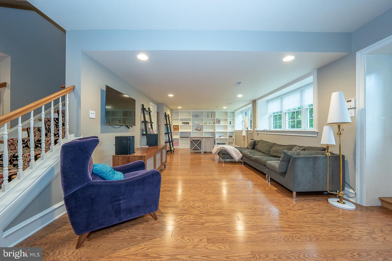 SAYBROOK - Residential