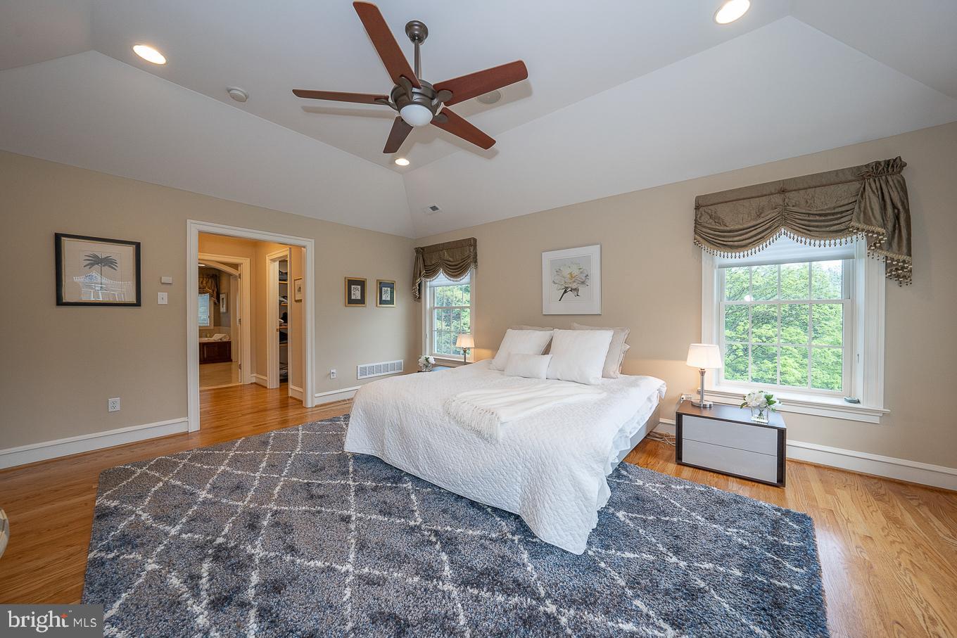 SAYBROOK - Residential