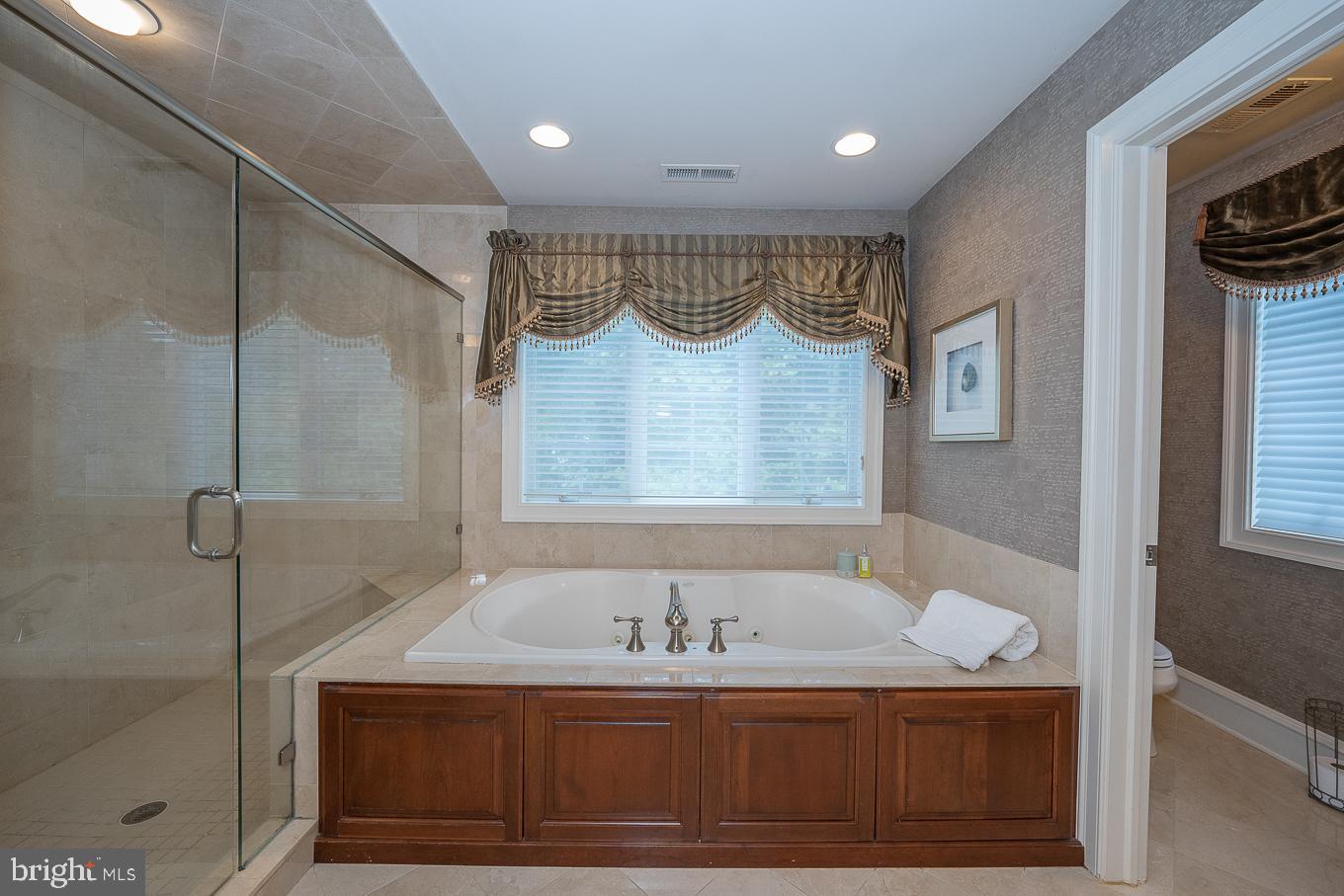 SAYBROOK - Residential