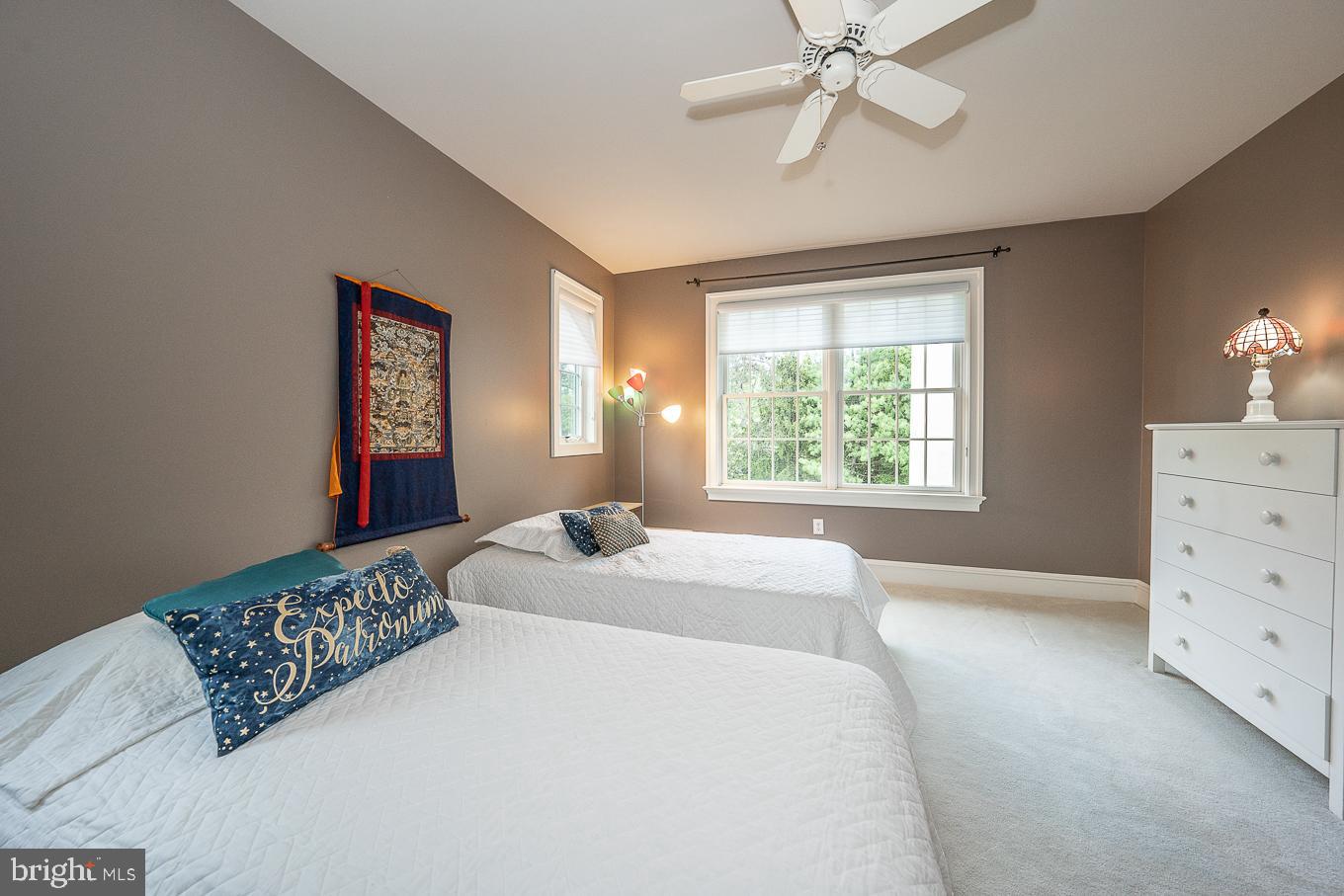 SAYBROOK - Residential