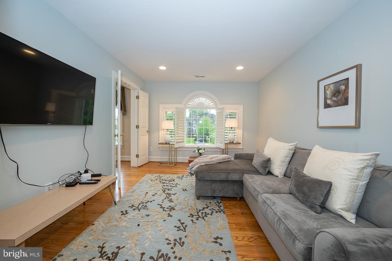 SAYBROOK - Residential