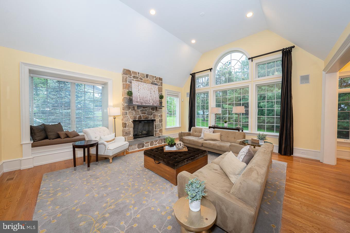 SAYBROOK - Residential