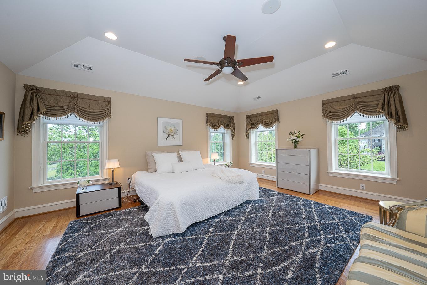 SAYBROOK - Residential