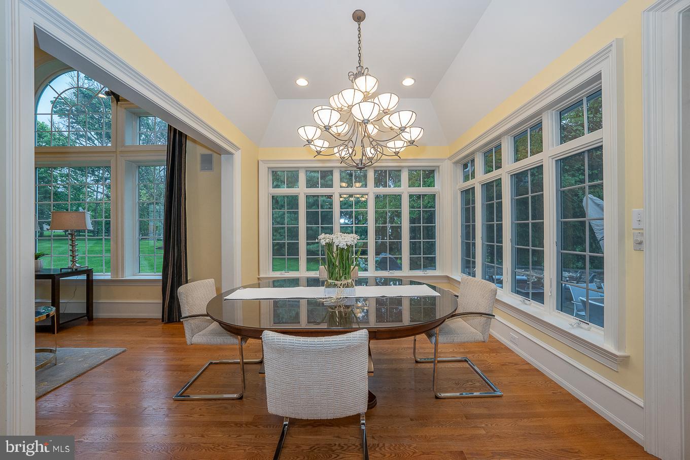 SAYBROOK - Residential