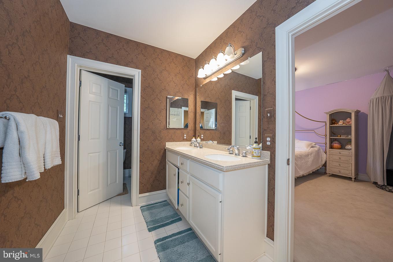 SAYBROOK - Residential