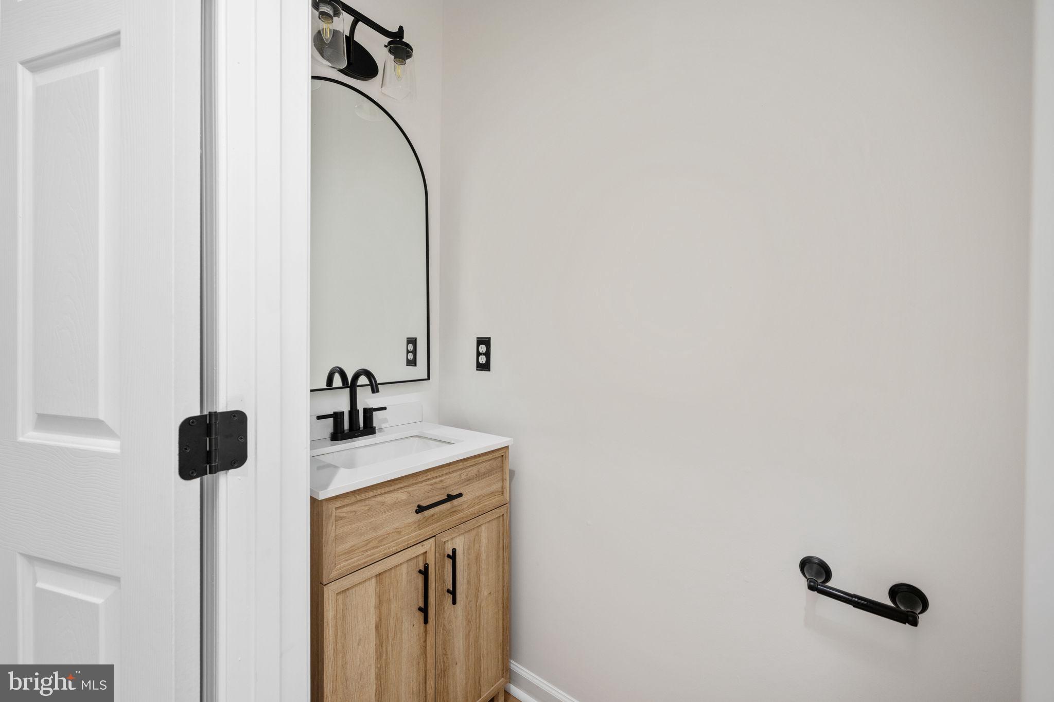 LEES PARKE - Residential Lease