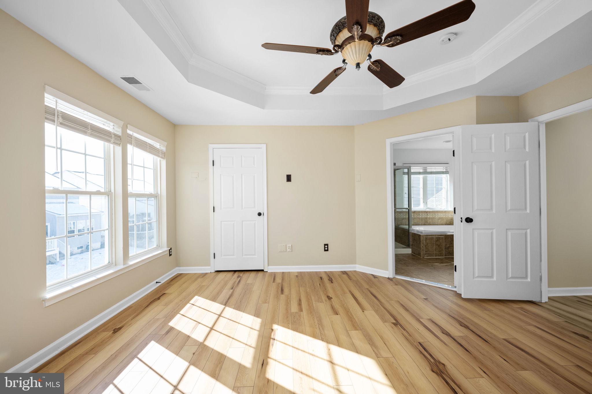 LEES PARKE - Residential Lease