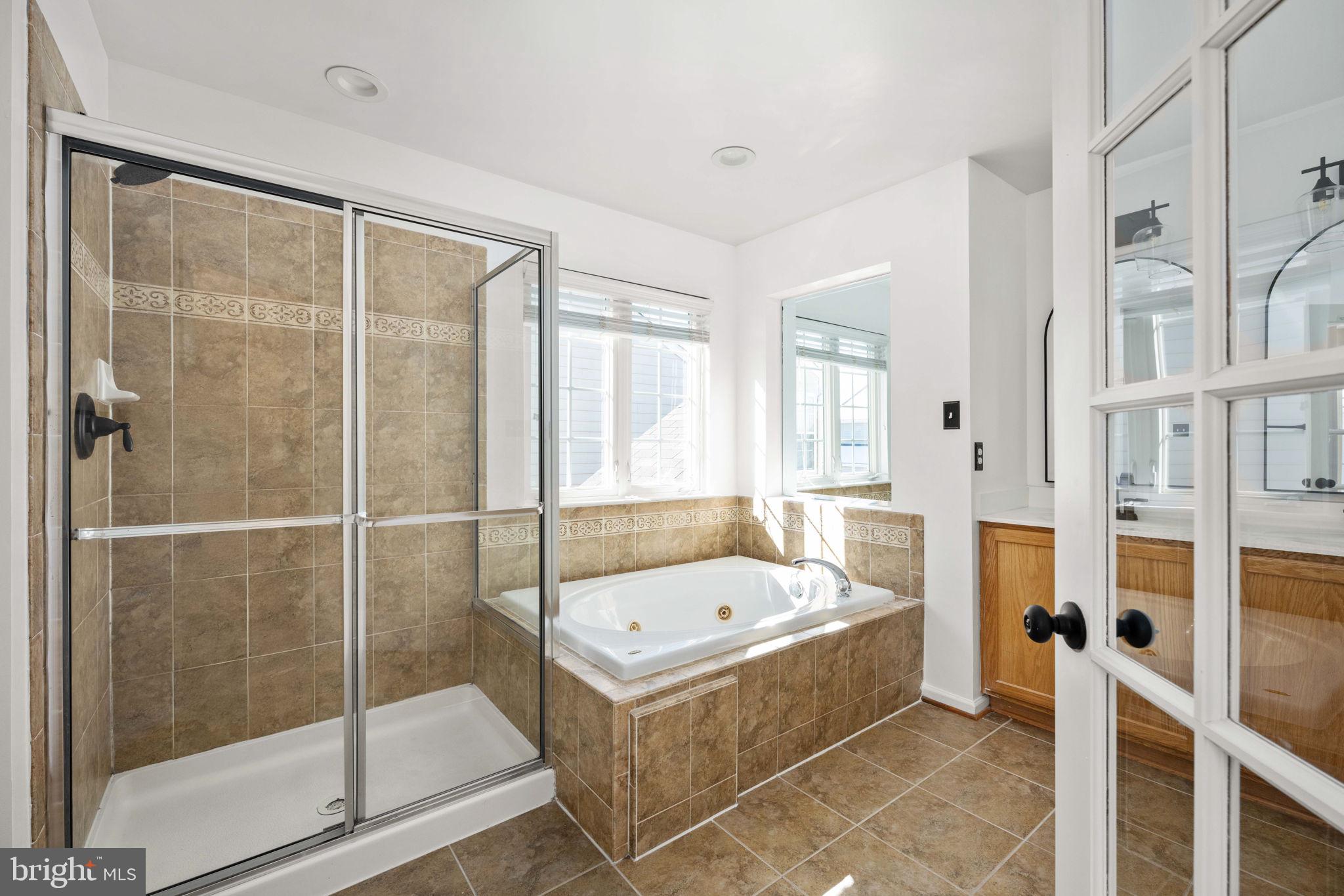 LEES PARKE - Residential Lease