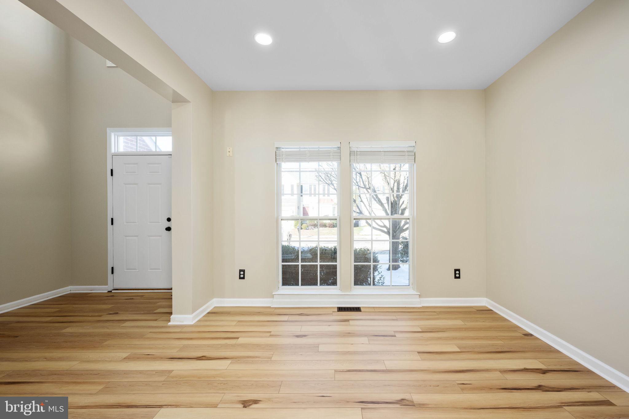 LEES PARKE - Residential Lease