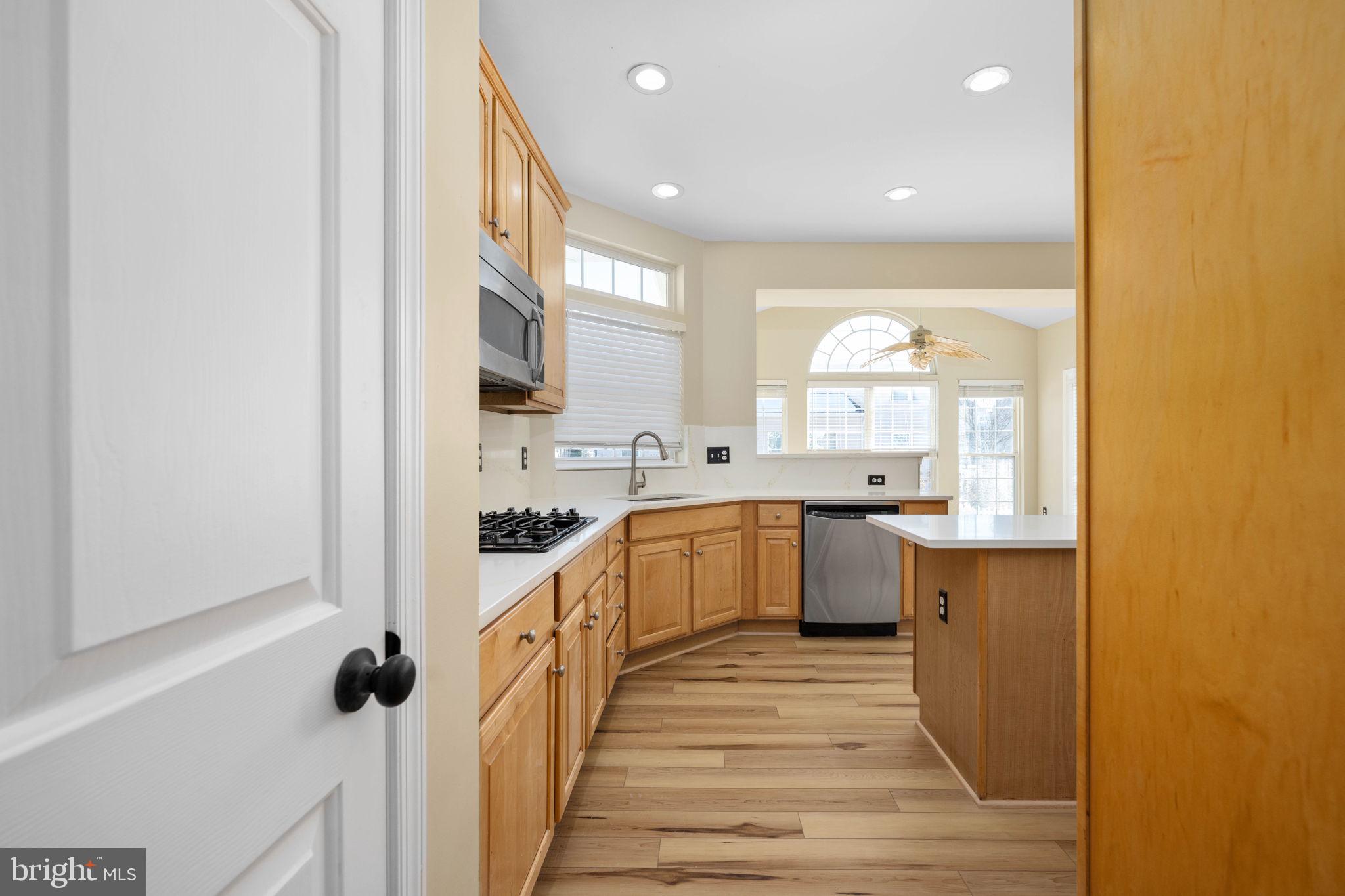 LEES PARKE - Residential Lease