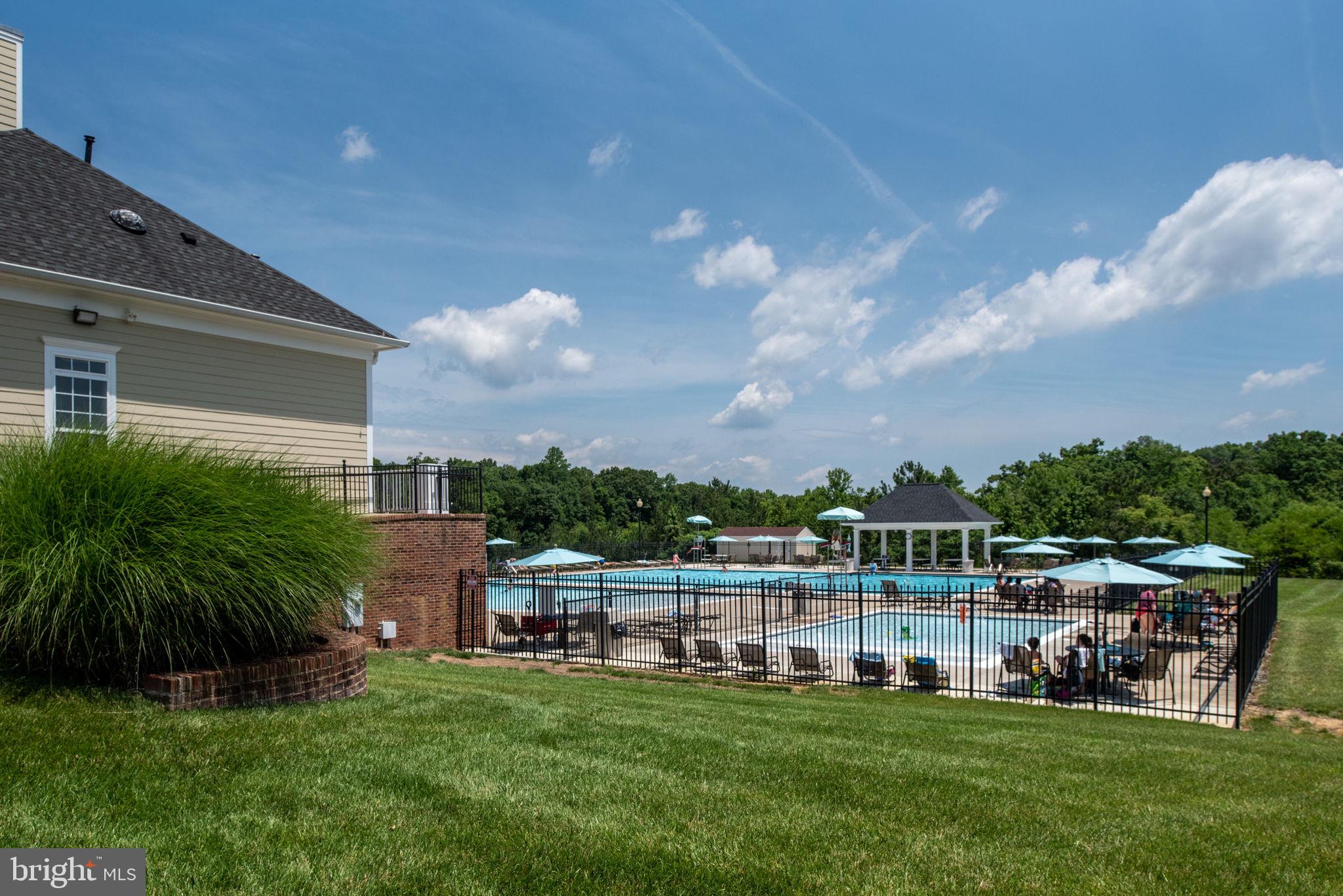 LEES PARKE - Residential Lease