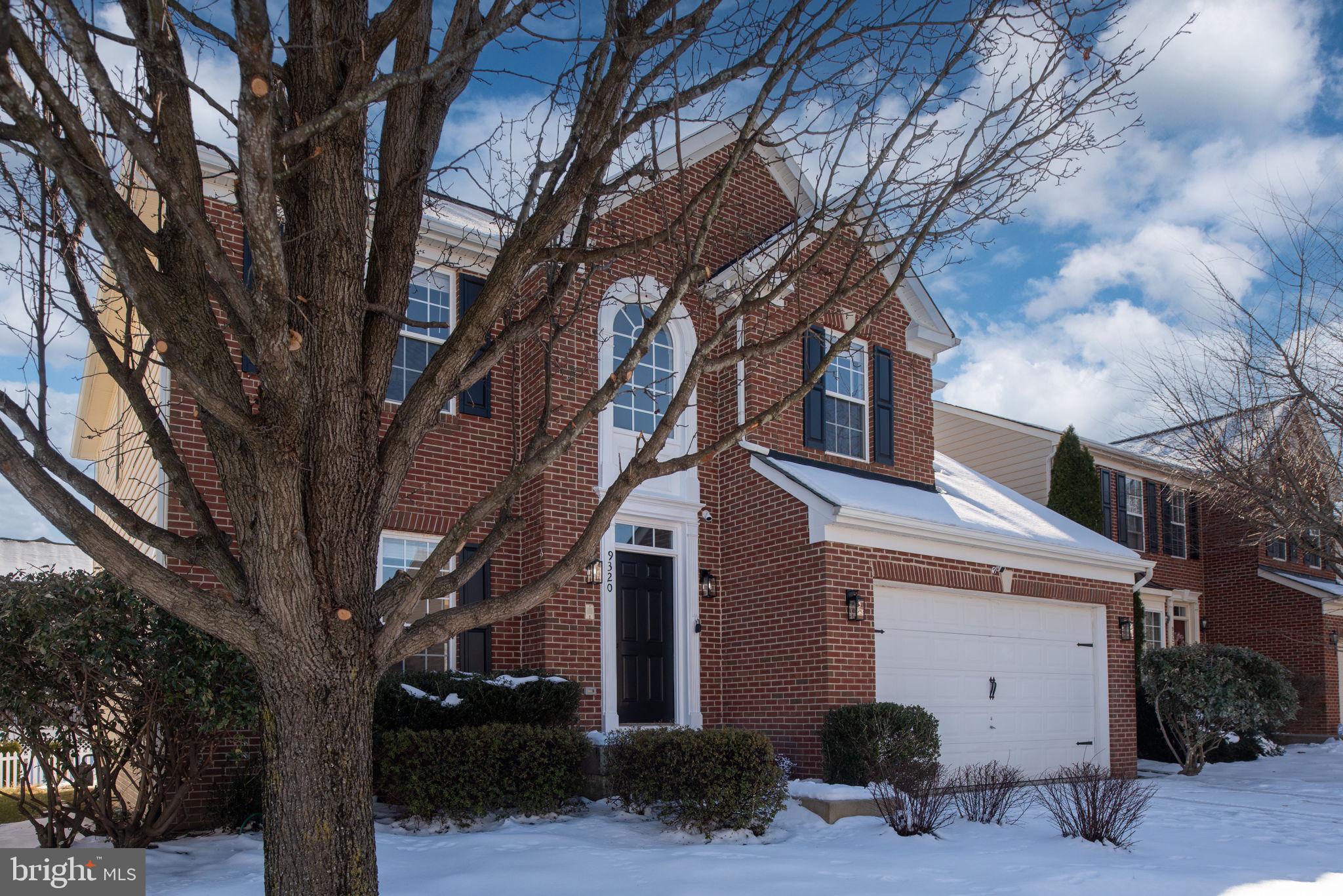 LEES PARKE - Residential Lease