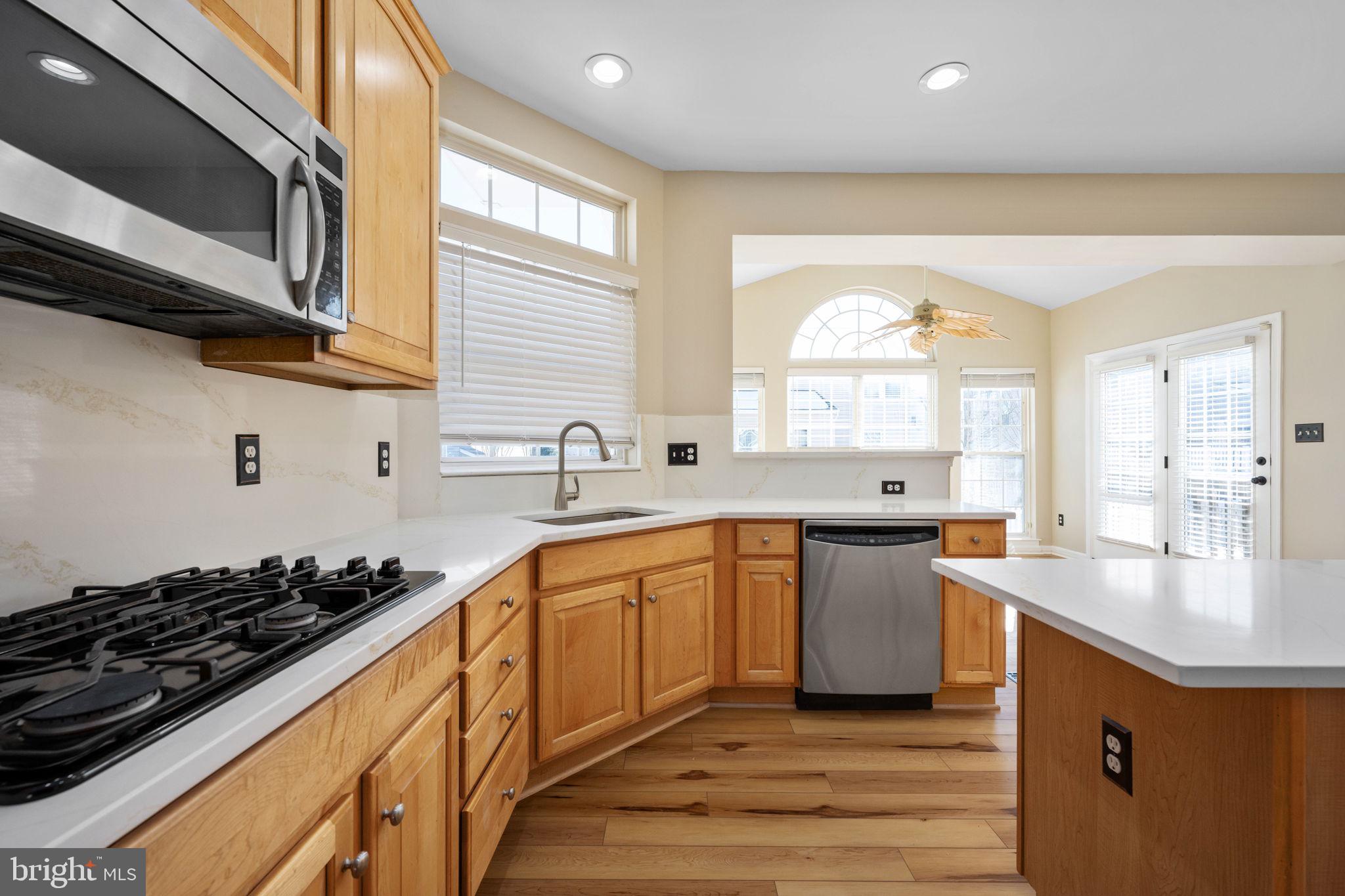 LEES PARKE - Residential Lease