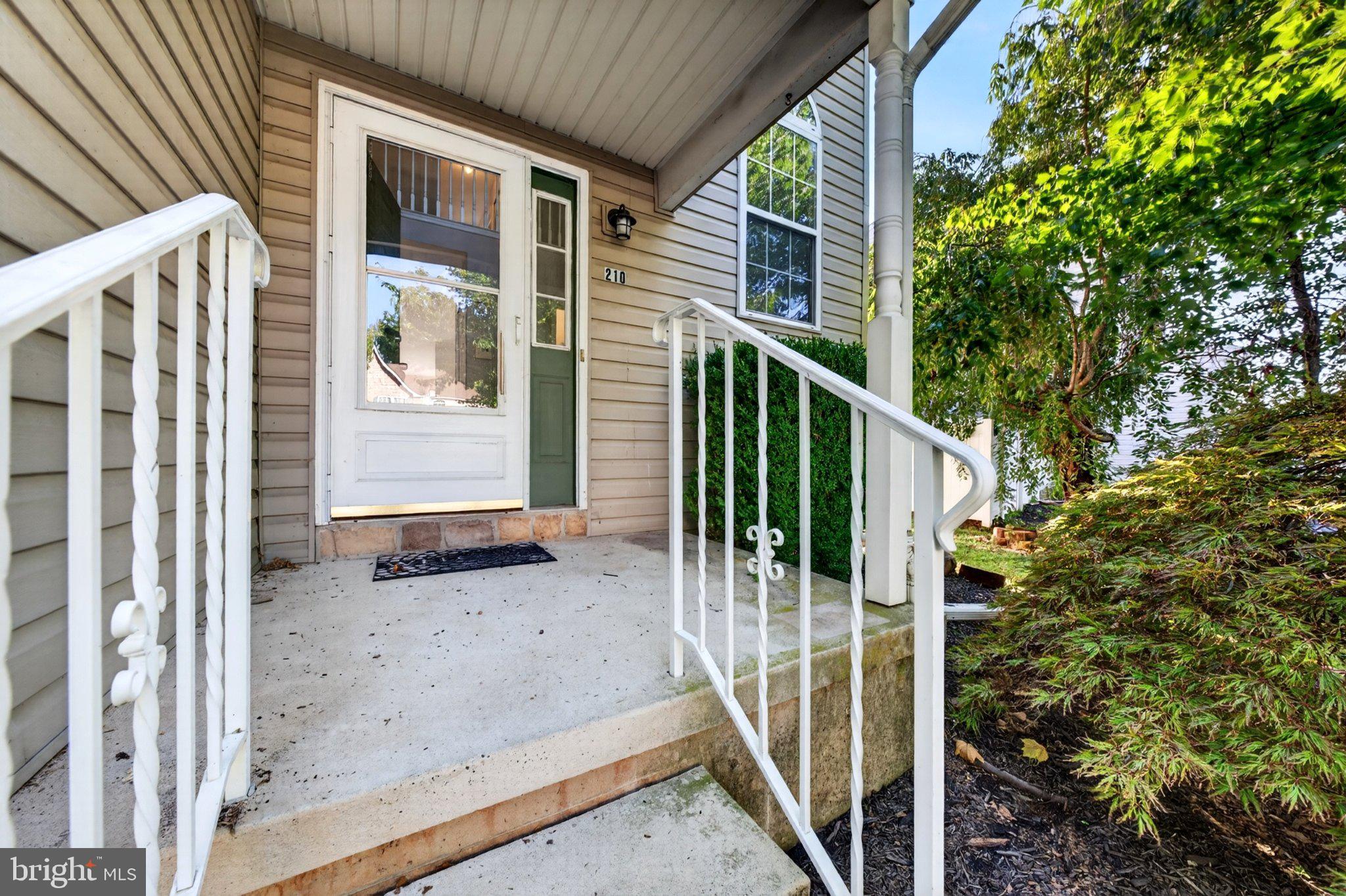 210 SHIRLEY LANE