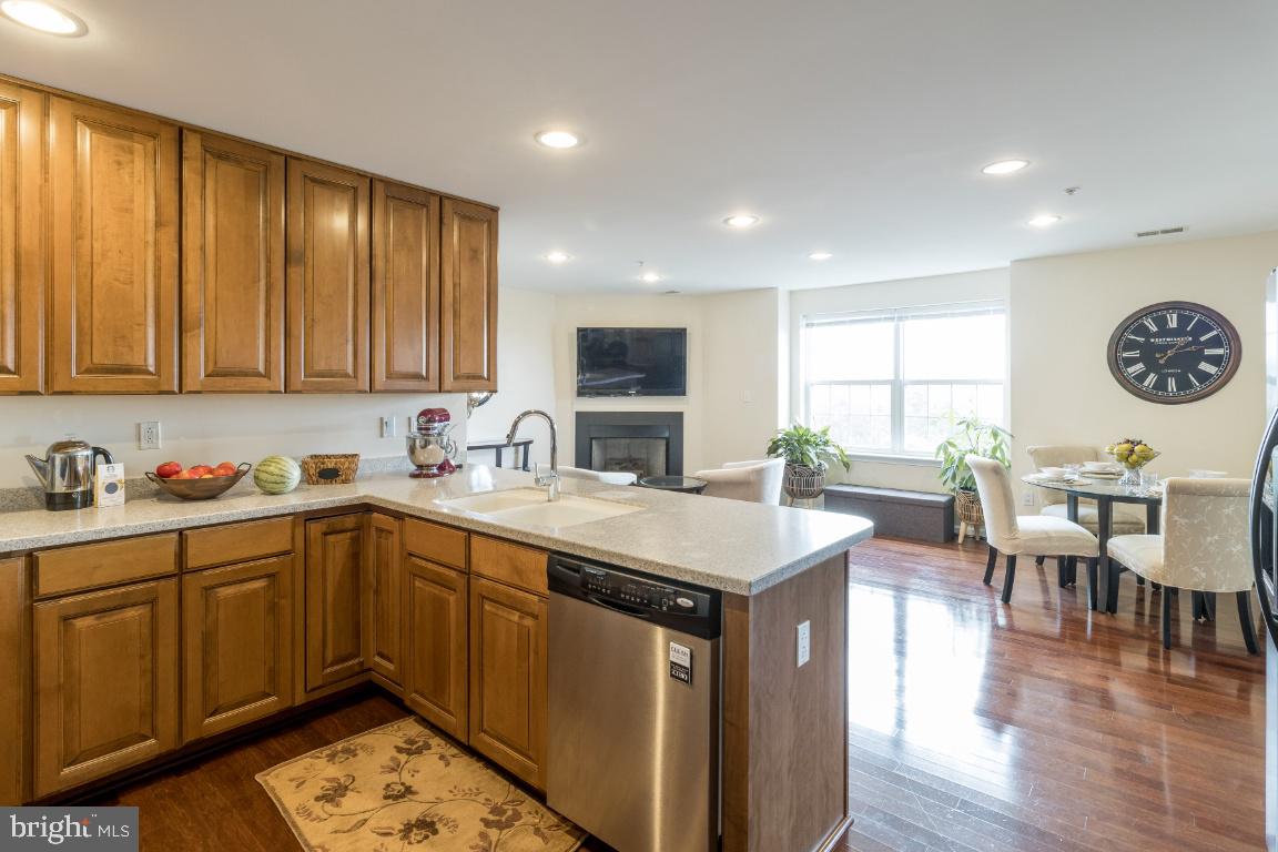 CONDOS AT THE RIDGE - Residential