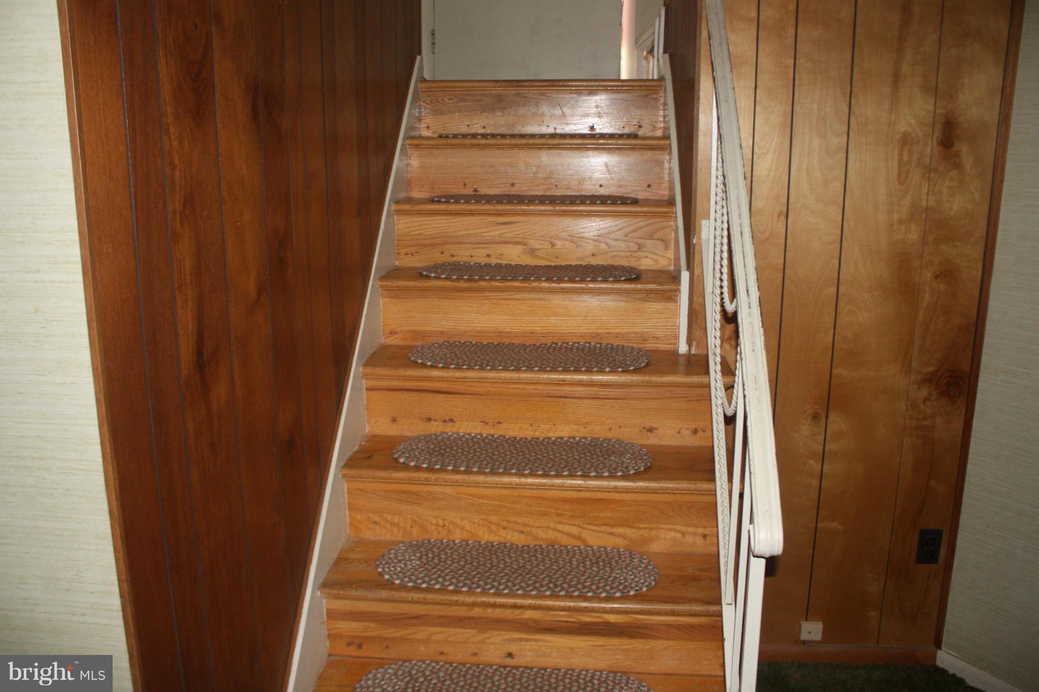 CHRIS MAR MANOR - Residential