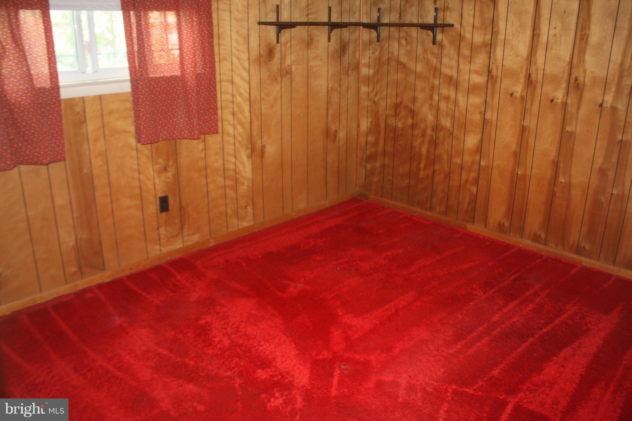 CHRIS MAR MANOR - Residential