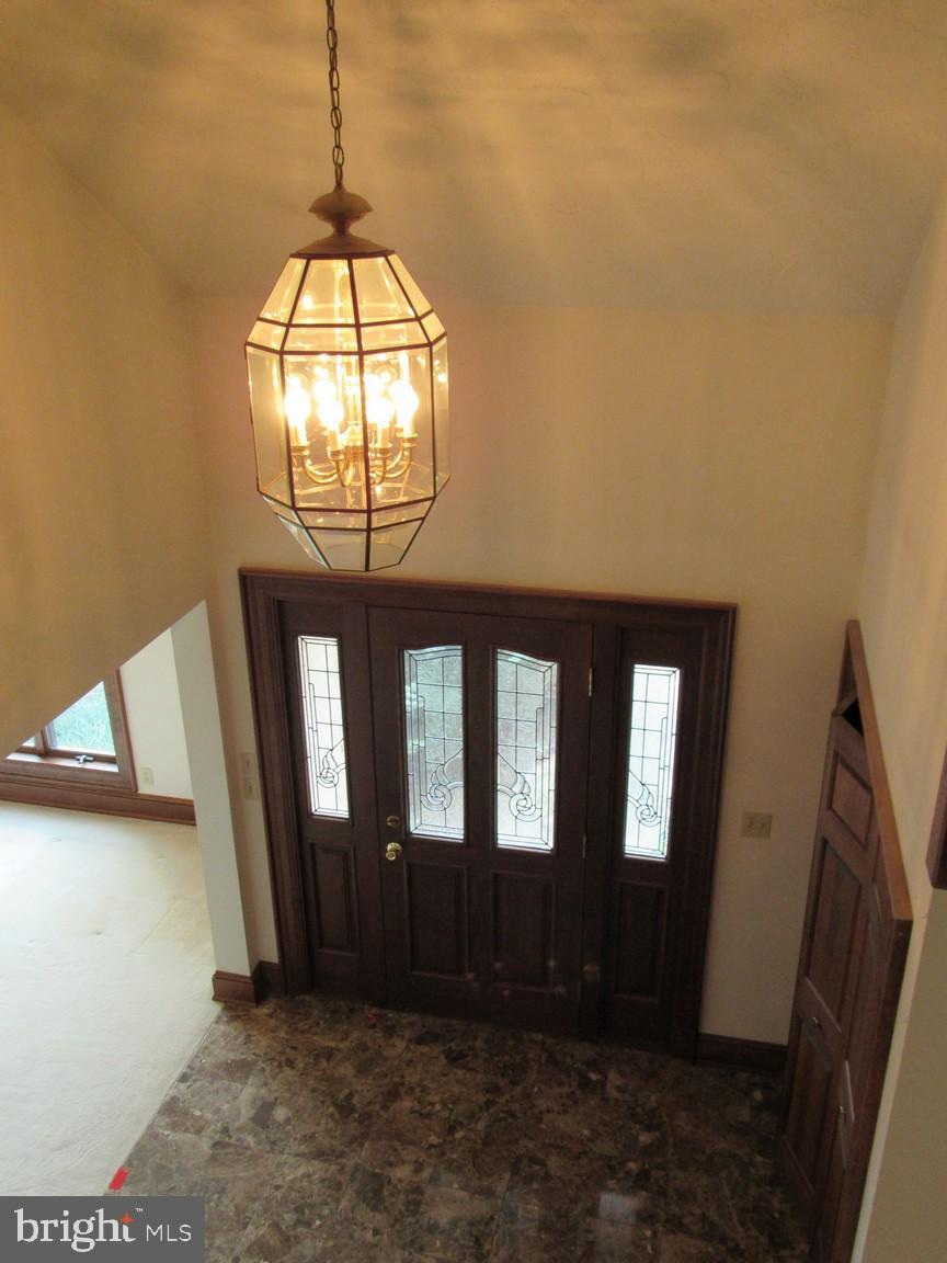 889 HERITAGE HILLS DRIVE