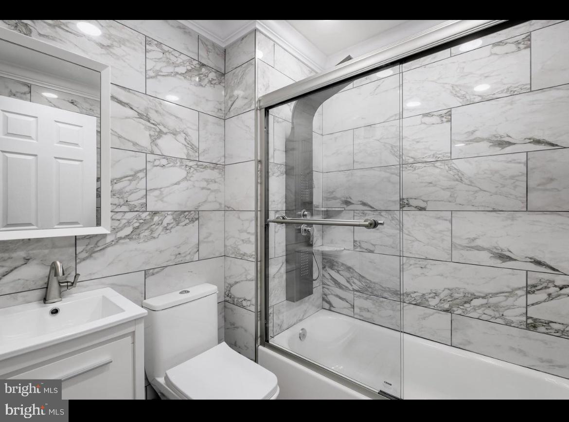 FISHTOWN - Residential Lease