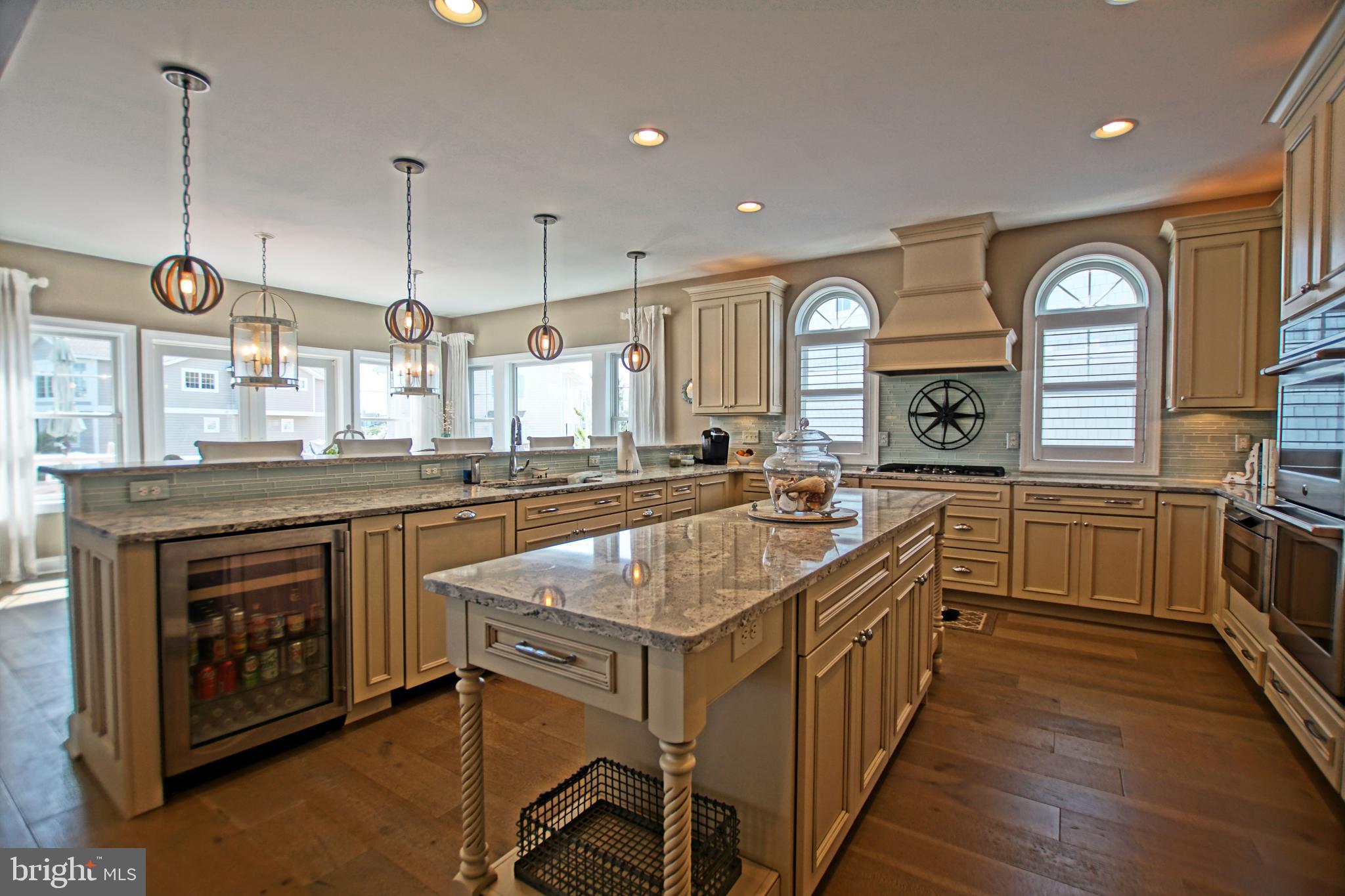 CAPE SHORES - Residential