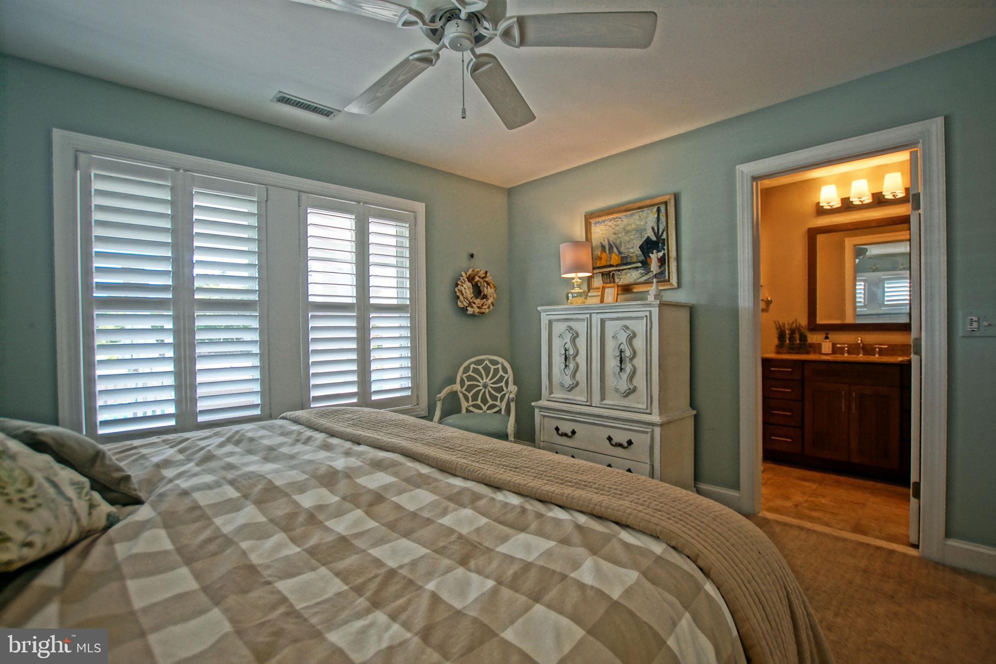 CAPE SHORES - Residential