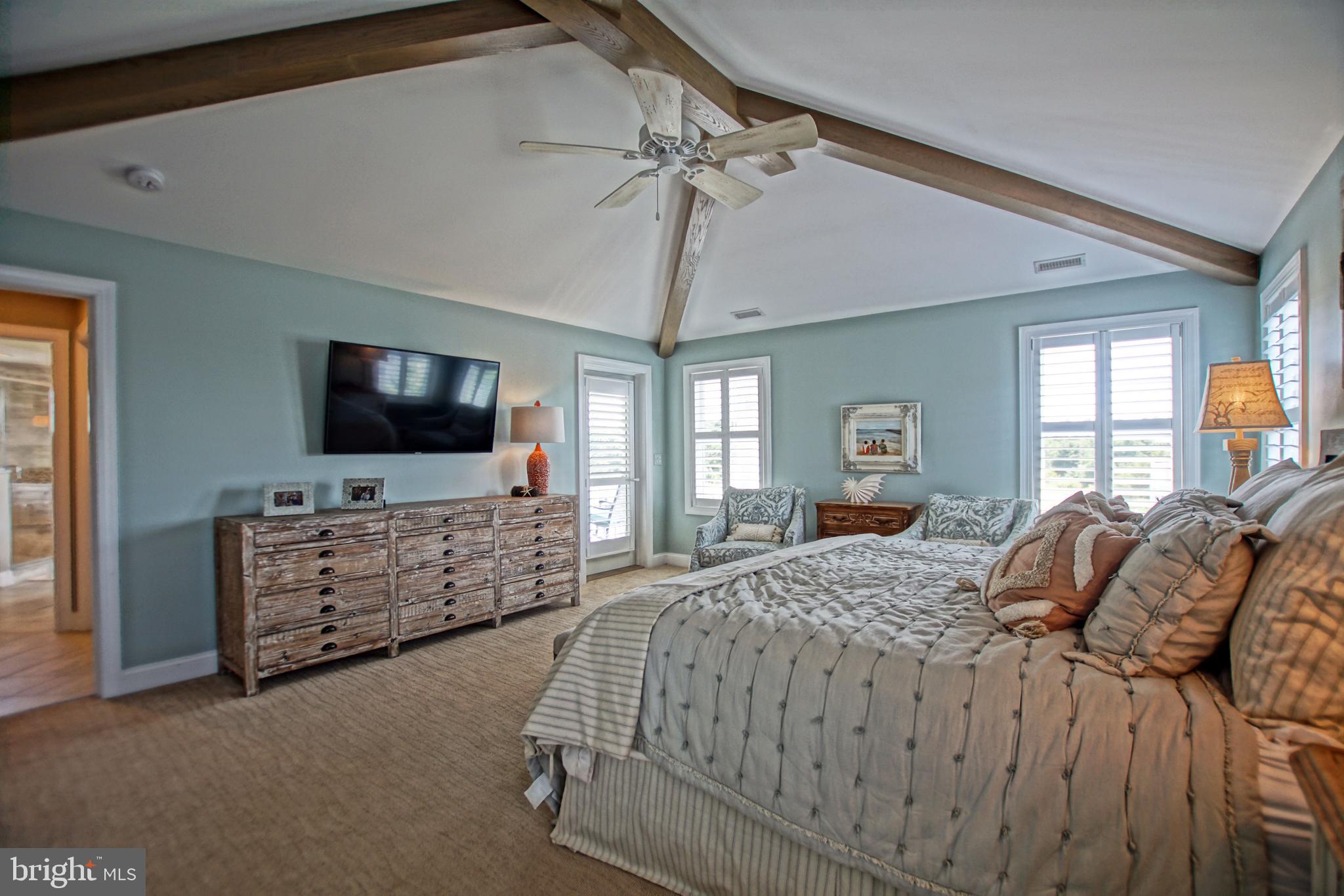 CAPE SHORES - Residential