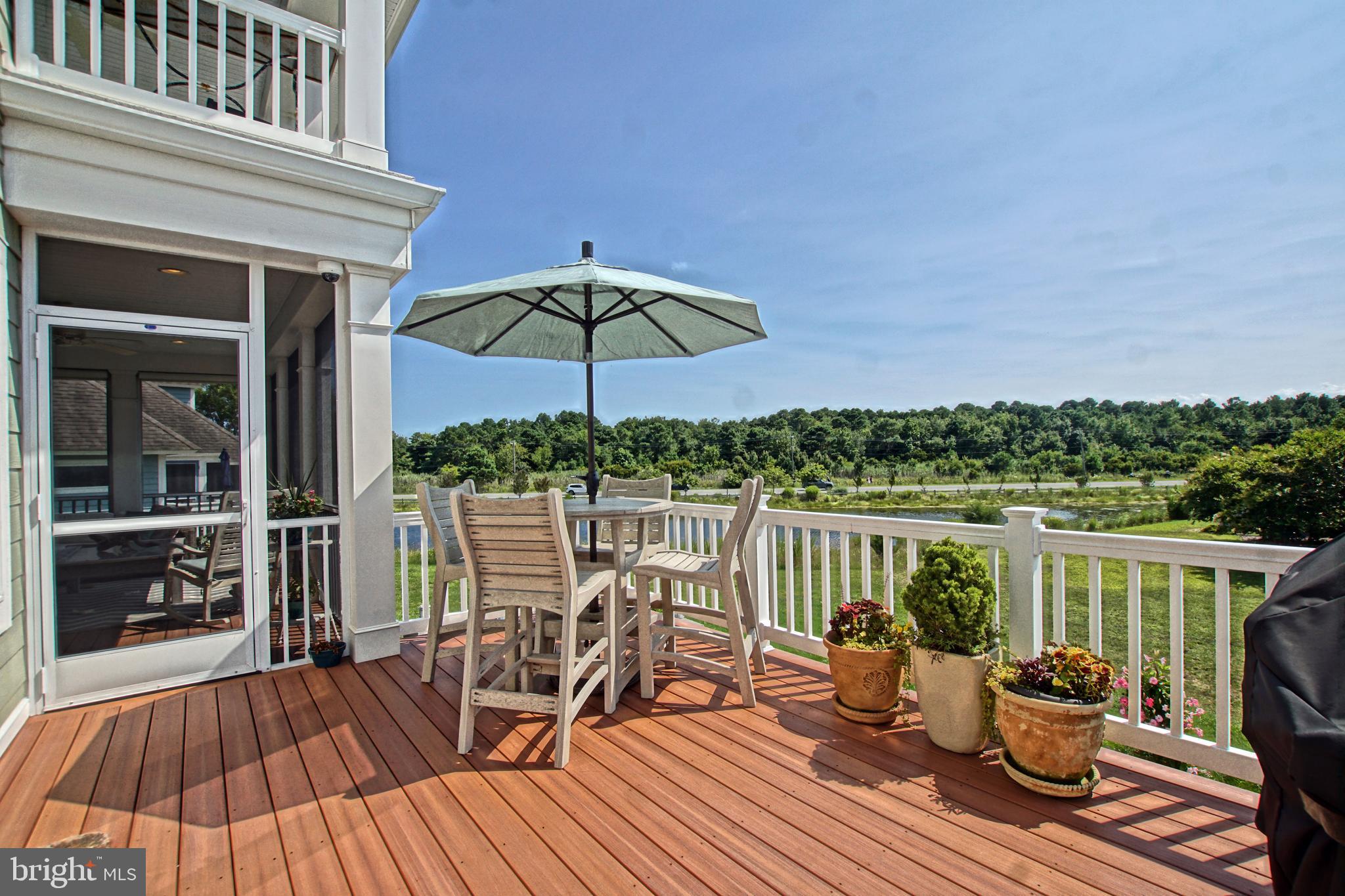 CAPE SHORES - Residential