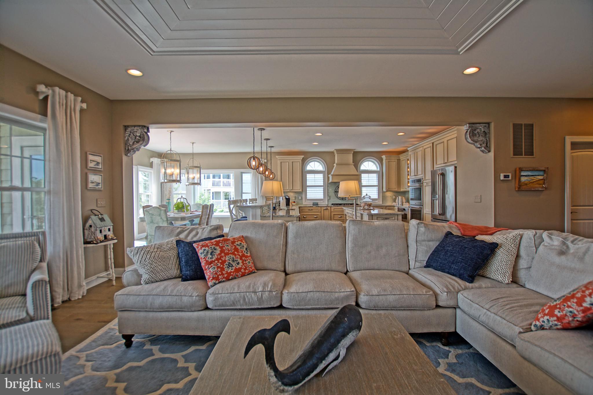 CAPE SHORES - Residential